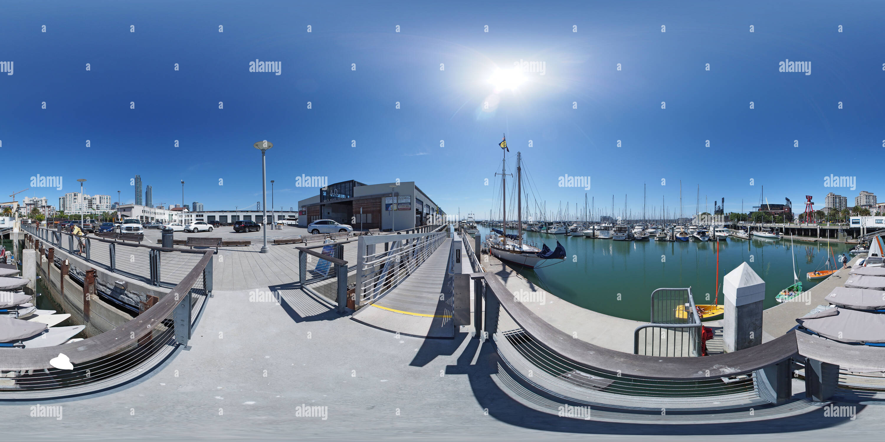 Visualizzazione panoramica a 360 gradi di South Beach Porto, accanto al Parco AT&T