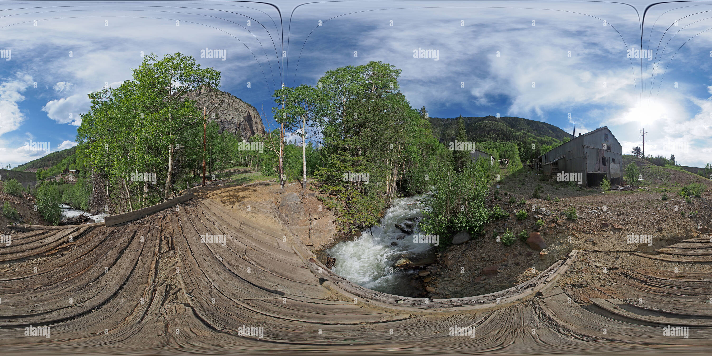 Visualizzazione panoramica a 360 gradi di Vecchia miniera al di sotto del Ofir aghi