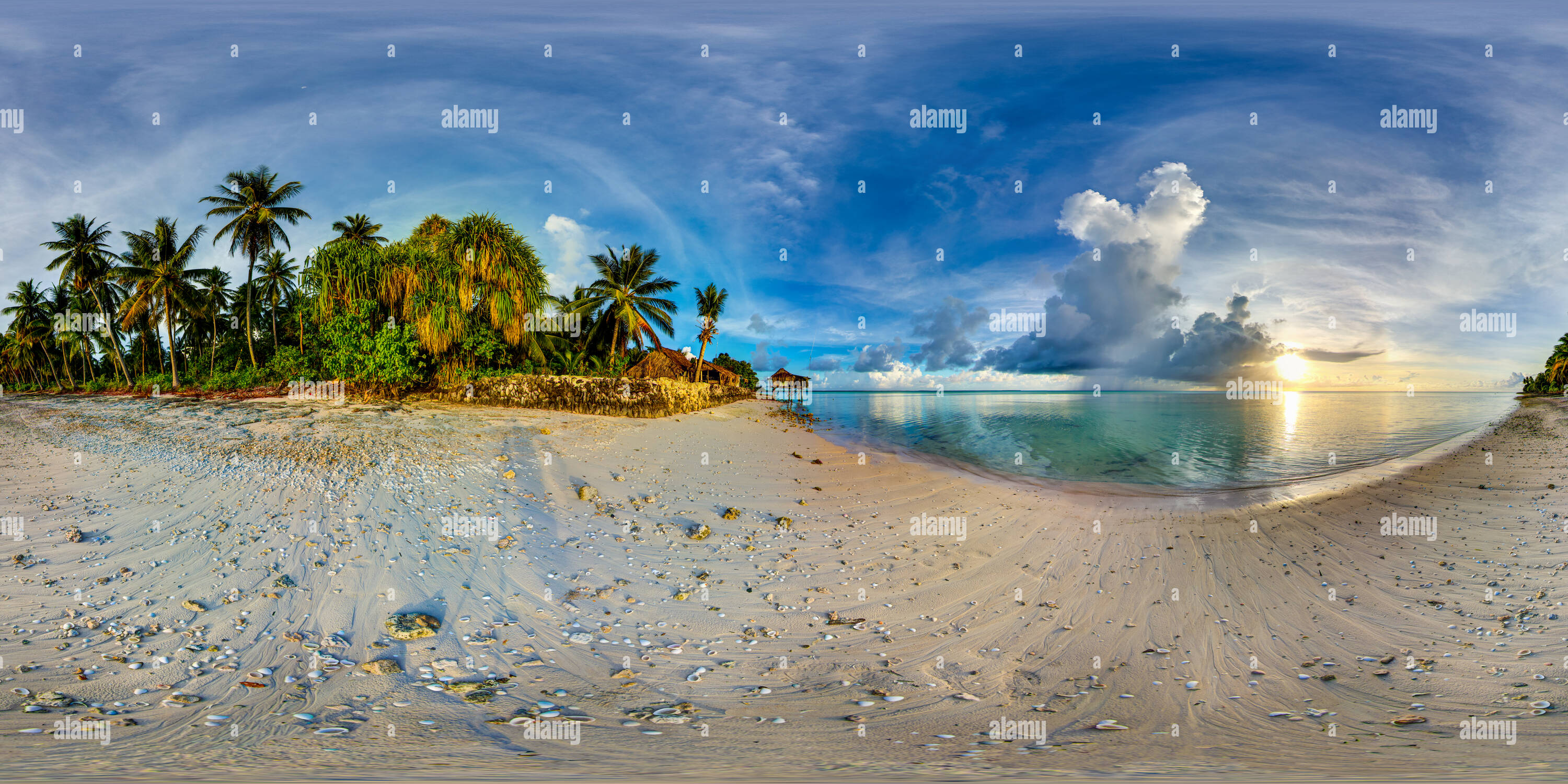 Visualizzazione panoramica a 360 gradi di Tramonto su Abaiang atollo di Kiribati