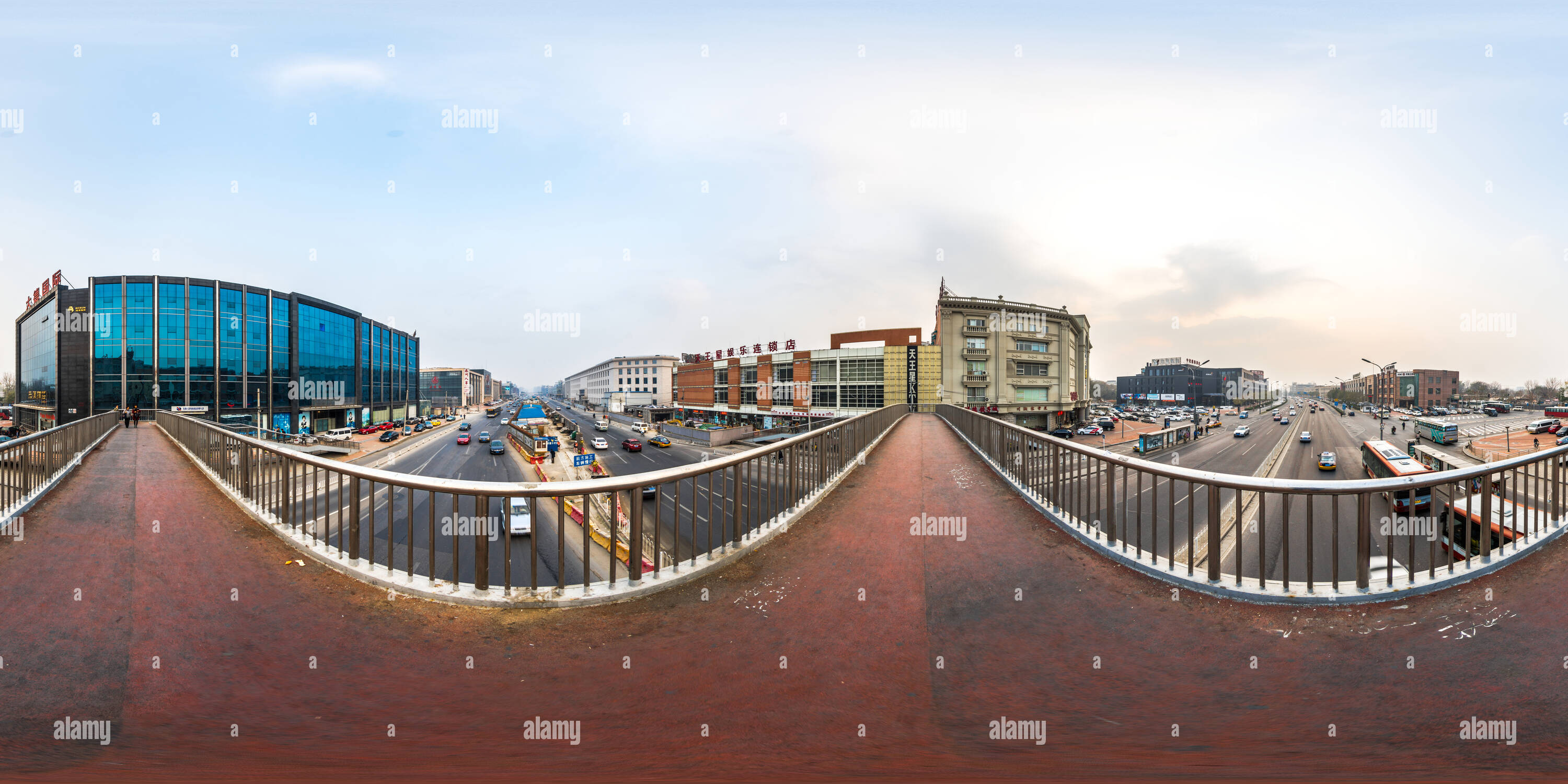 Visualizzazione panoramica a 360 gradi di Strade di Pechino