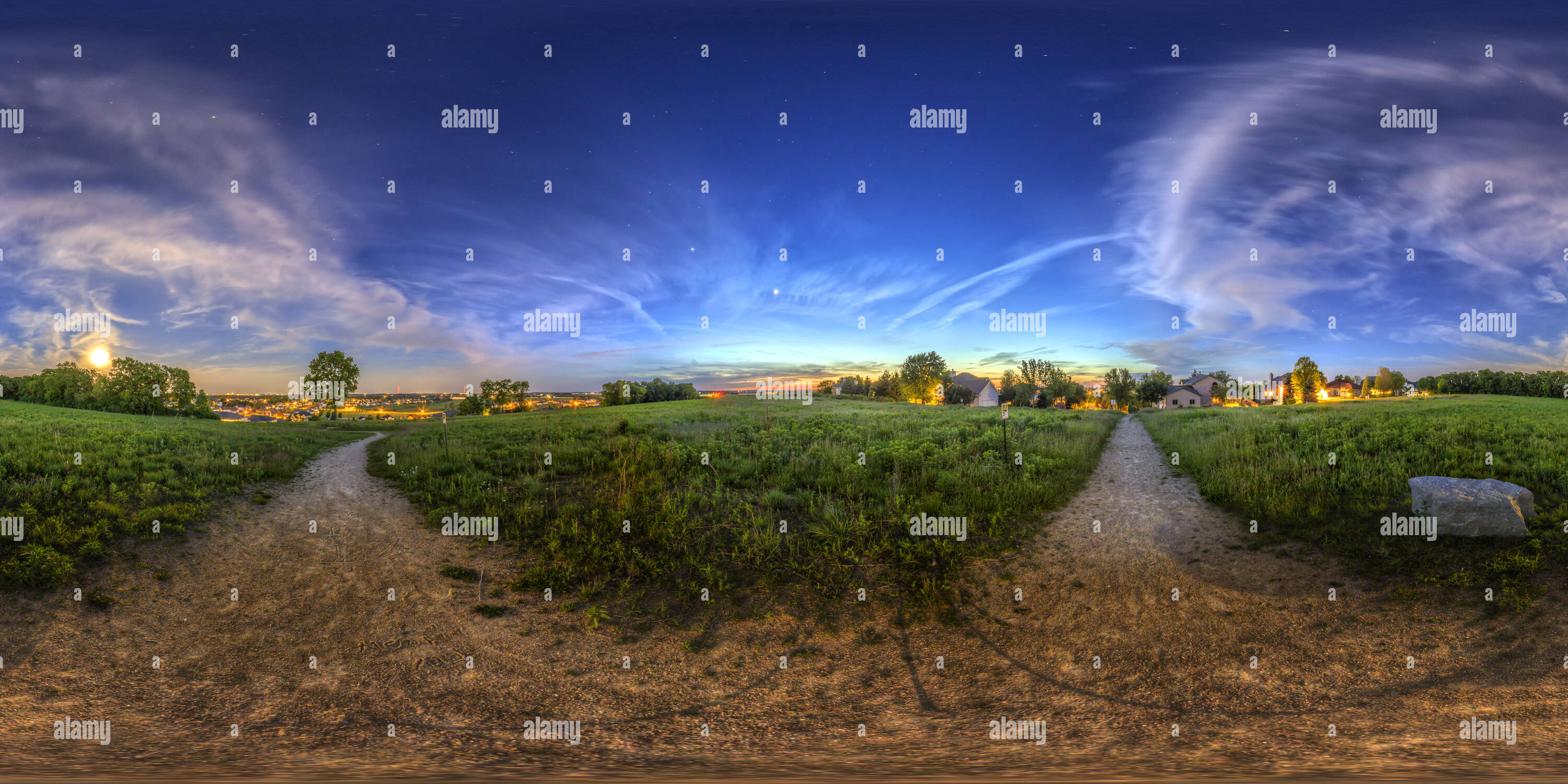 Visualizzazione panoramica a 360 gradi di Bolz Conservancy Park 2015 - Tramonto - Luna Piena