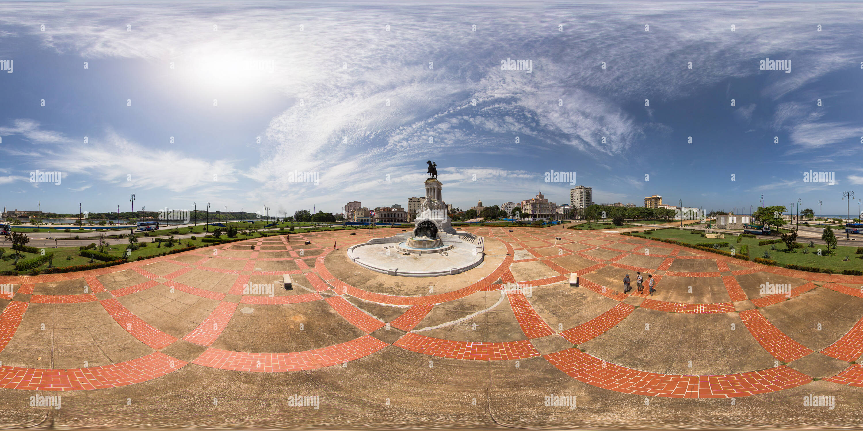 Visualizzazione panoramica a 360 gradi di Monumento Maximo G mez Parque del Martyres del 71 Avana Cuba