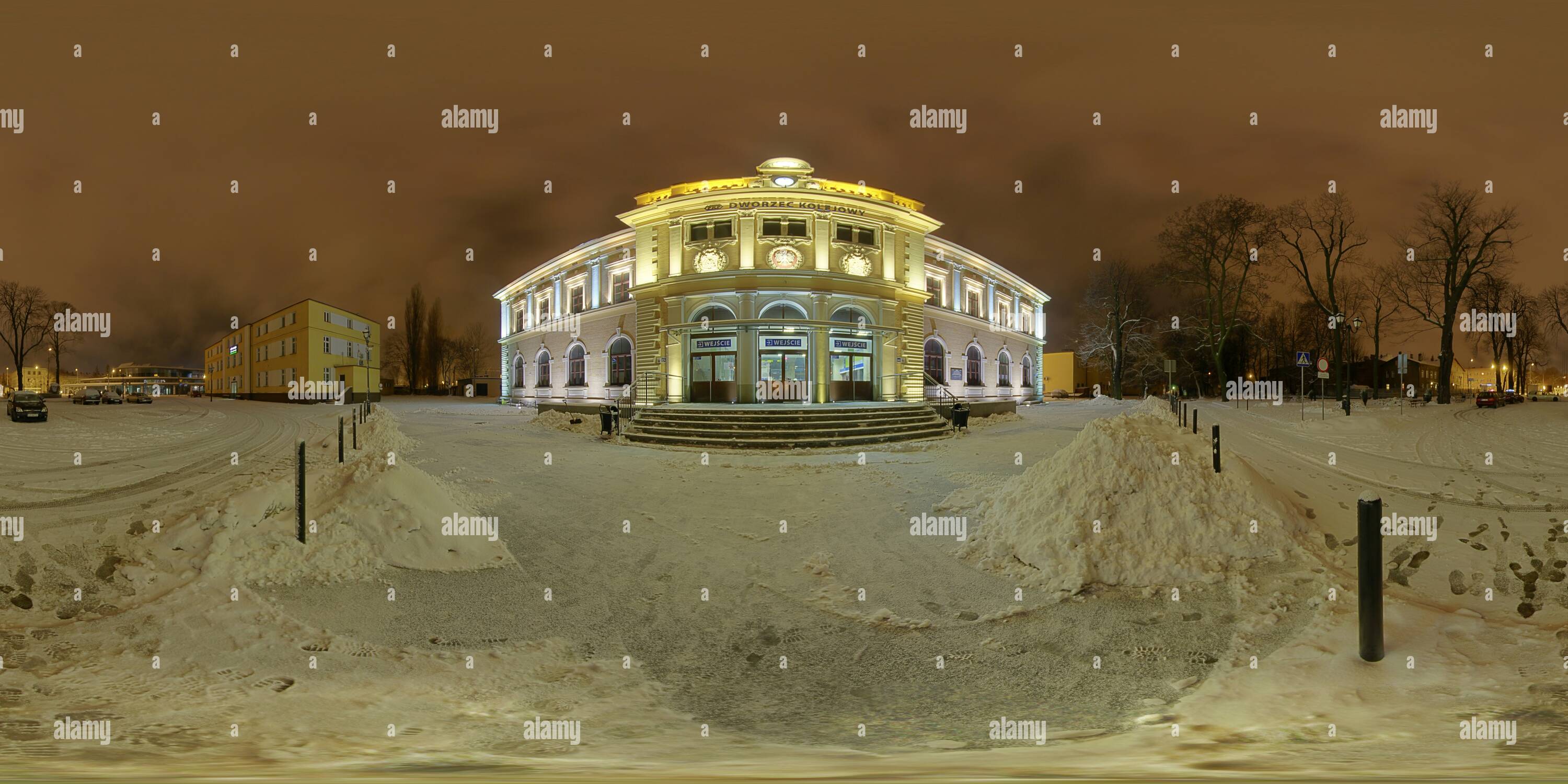 Visualizzazione panoramica a 360 gradi di Tarnowskie Góry stazione ferroviaria (114)