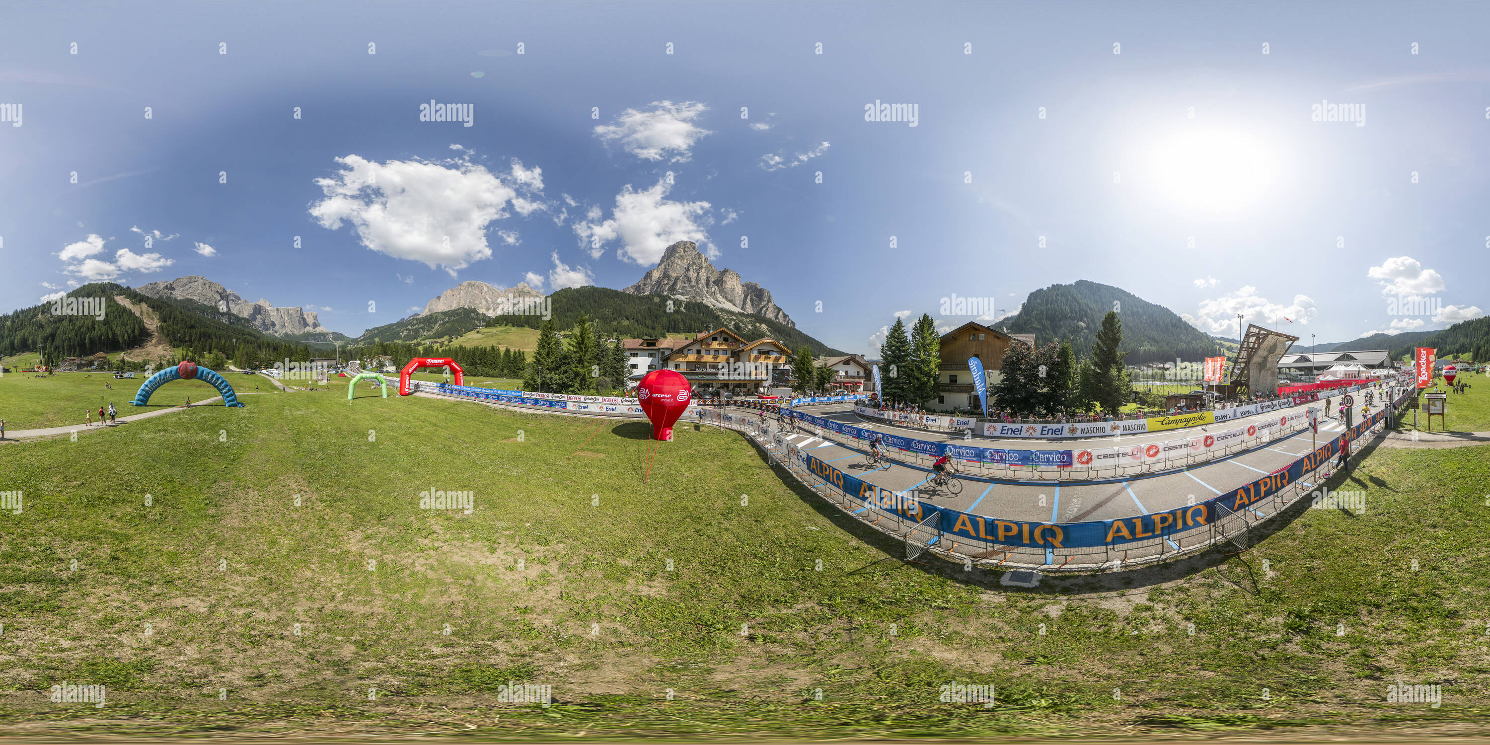 Visualizzazione panoramica a 360 gradi di La Maratona delle Dolomiti 1