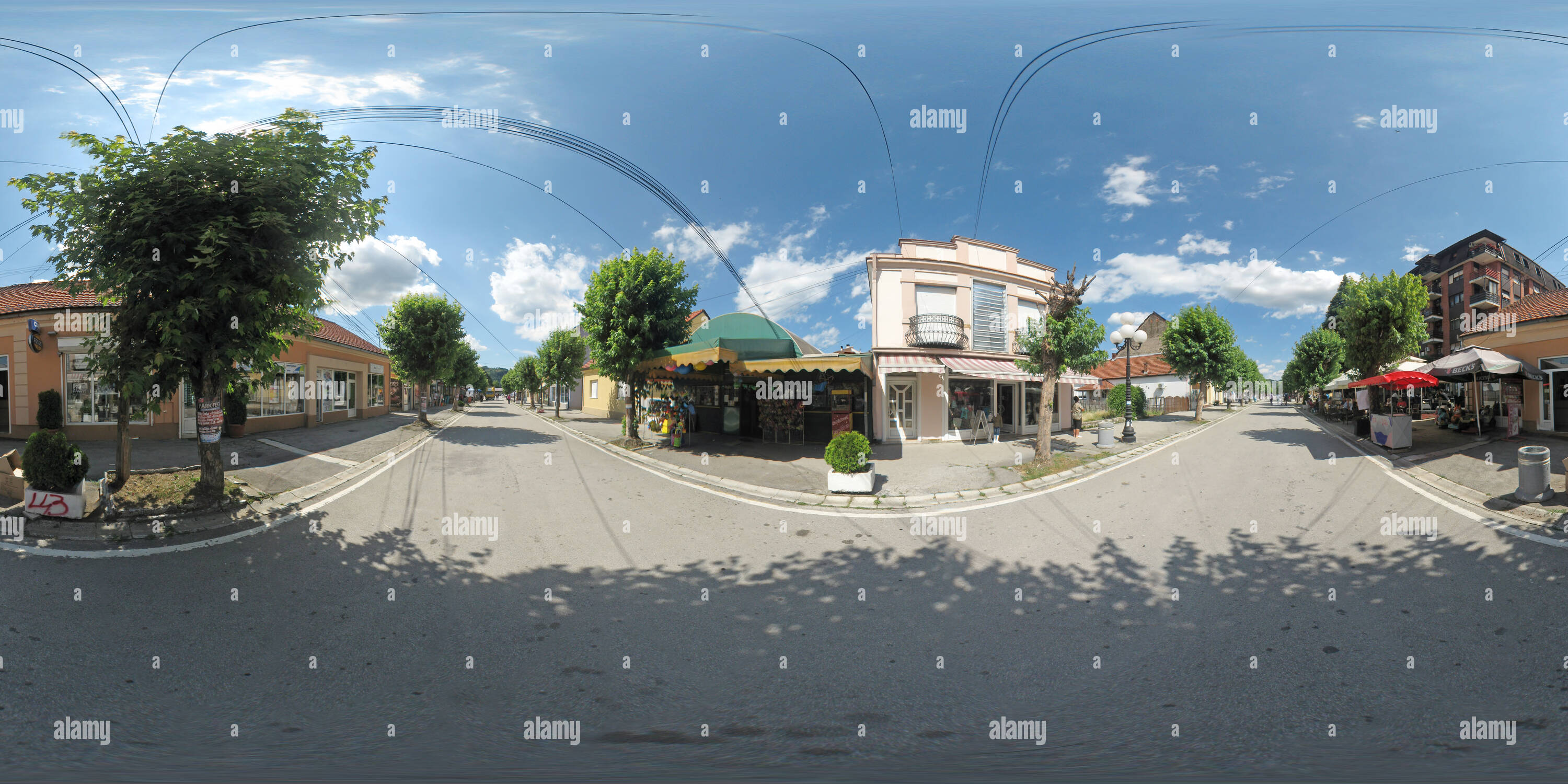 Visualizzazione panoramica a 360 gradi di Arilje - San Achilius' Street