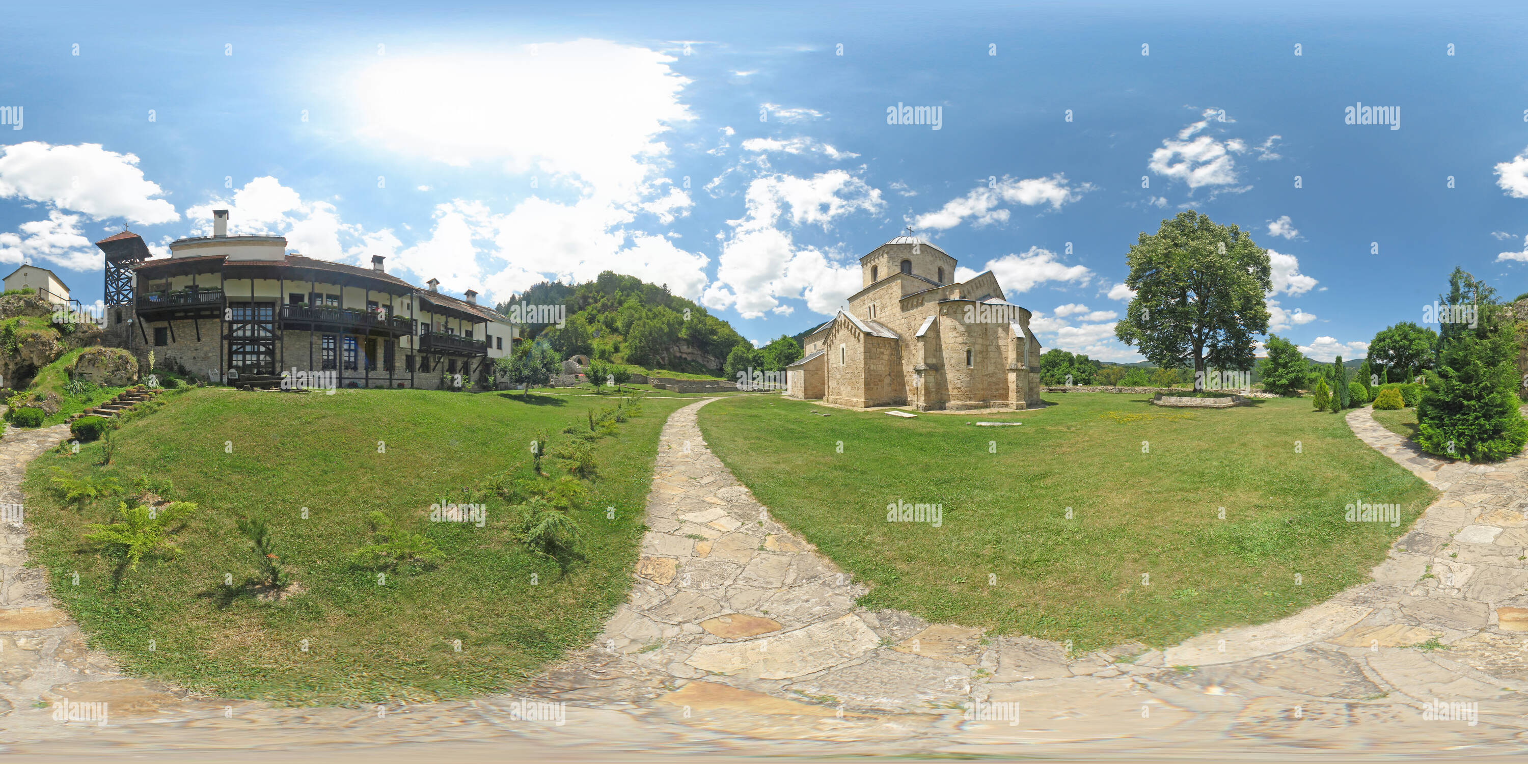 Visualizzazione panoramica a 360 gradi di Gradac monastero (sud-est)