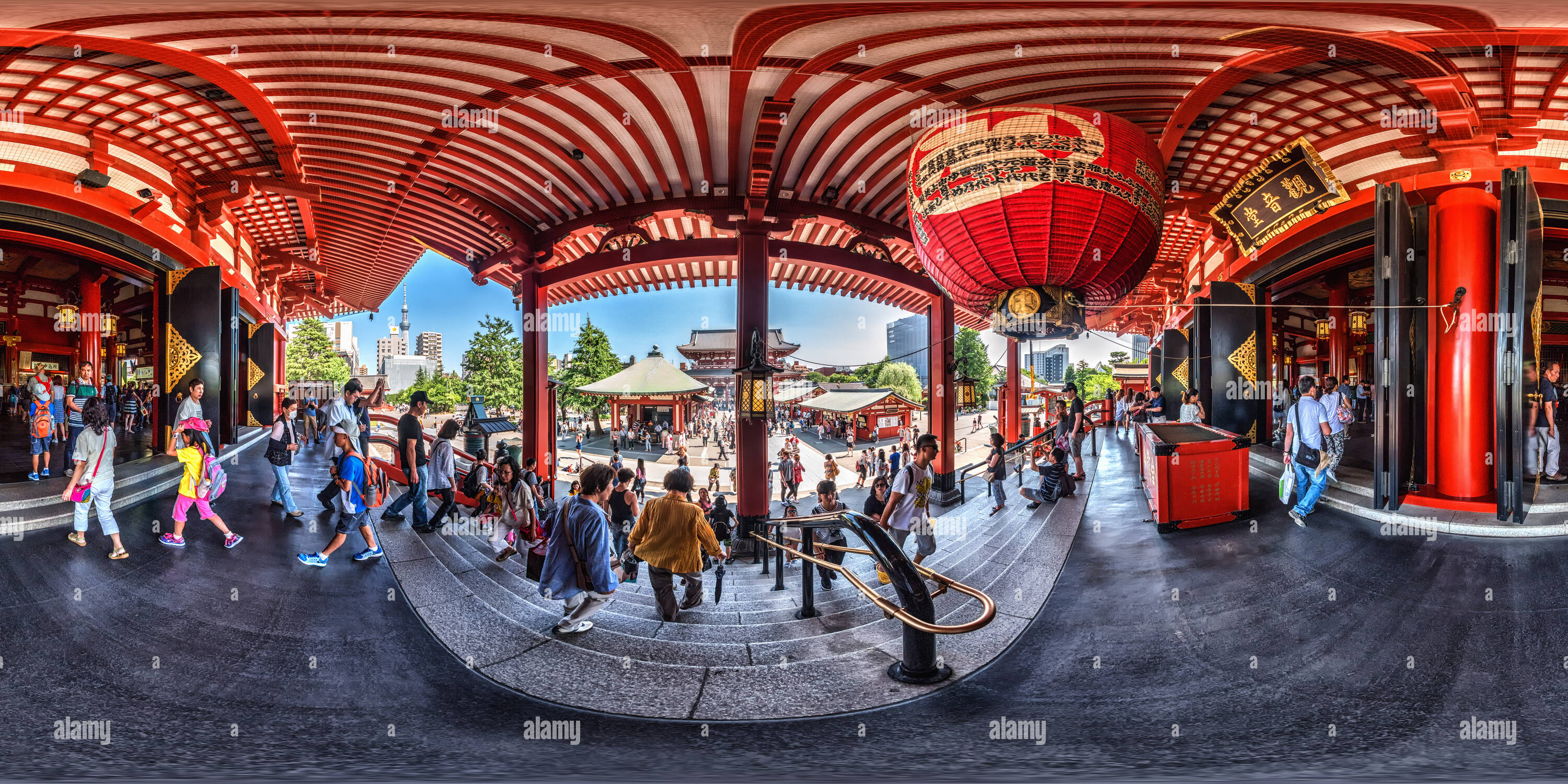 Visualizzazione panoramica a 360 gradi di Sensoji / Tempio di Asakusa Kannon a Tokyo / 浅草寺