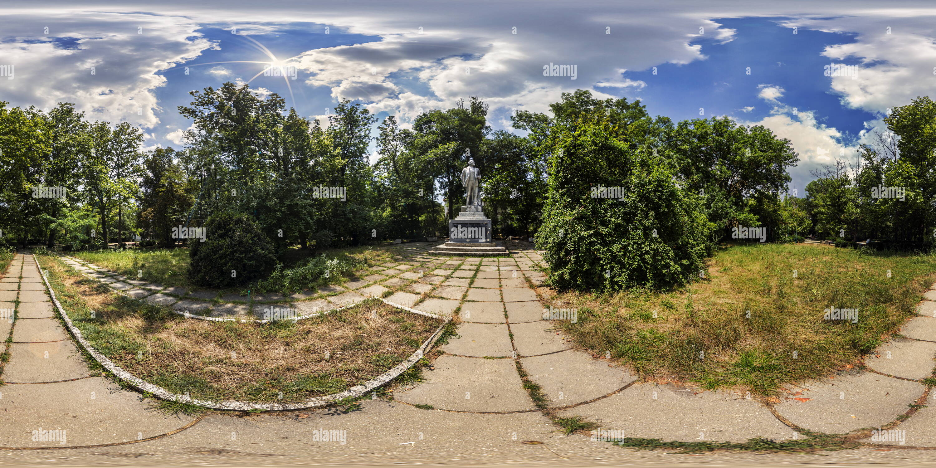 Visualizzazione panoramica a 360 gradi di Città Saky Crimea Russia 10