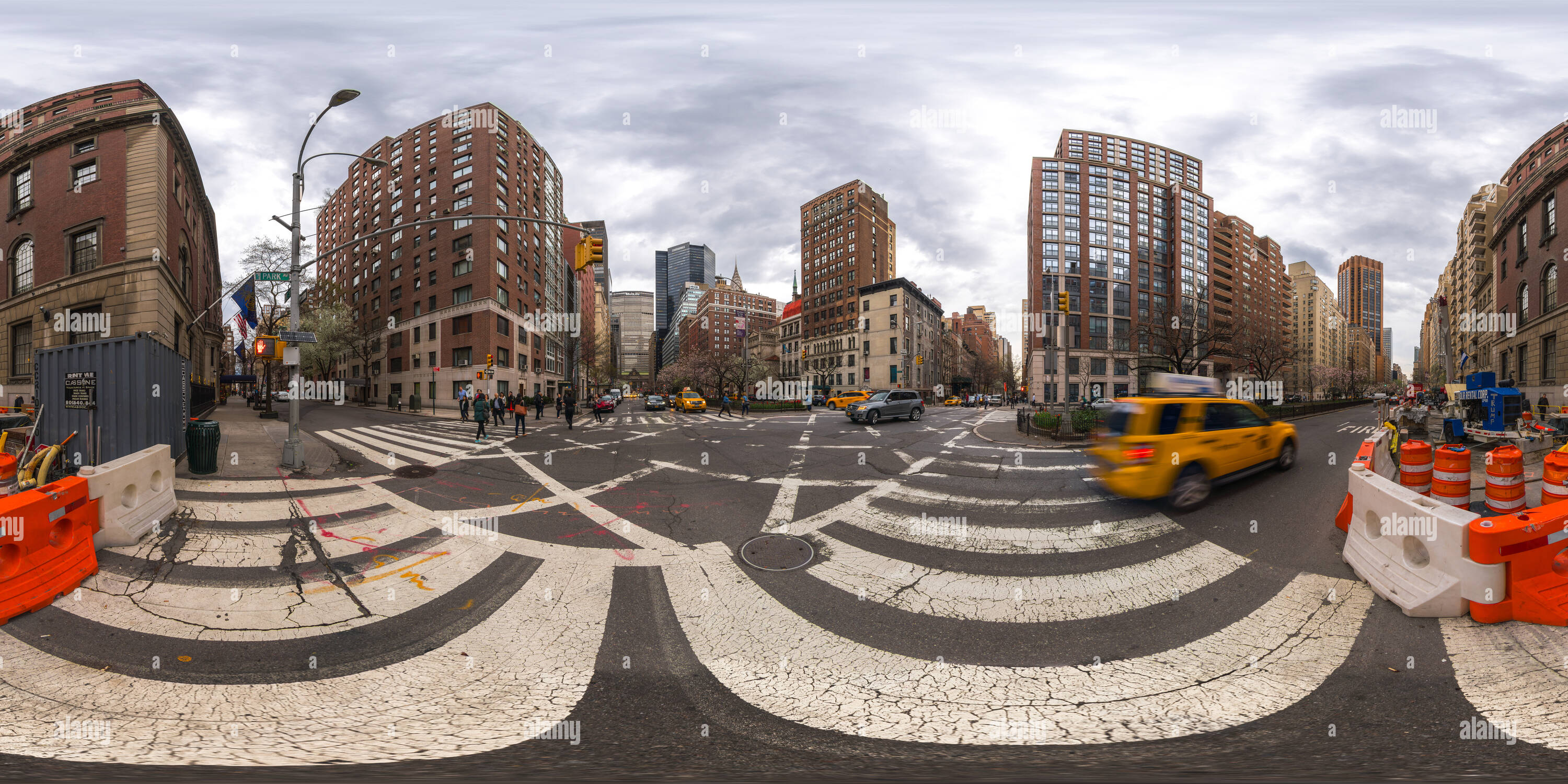 Visualizzazione panoramica a 360 gradi di Park Ave, E 37th St., Manhattan