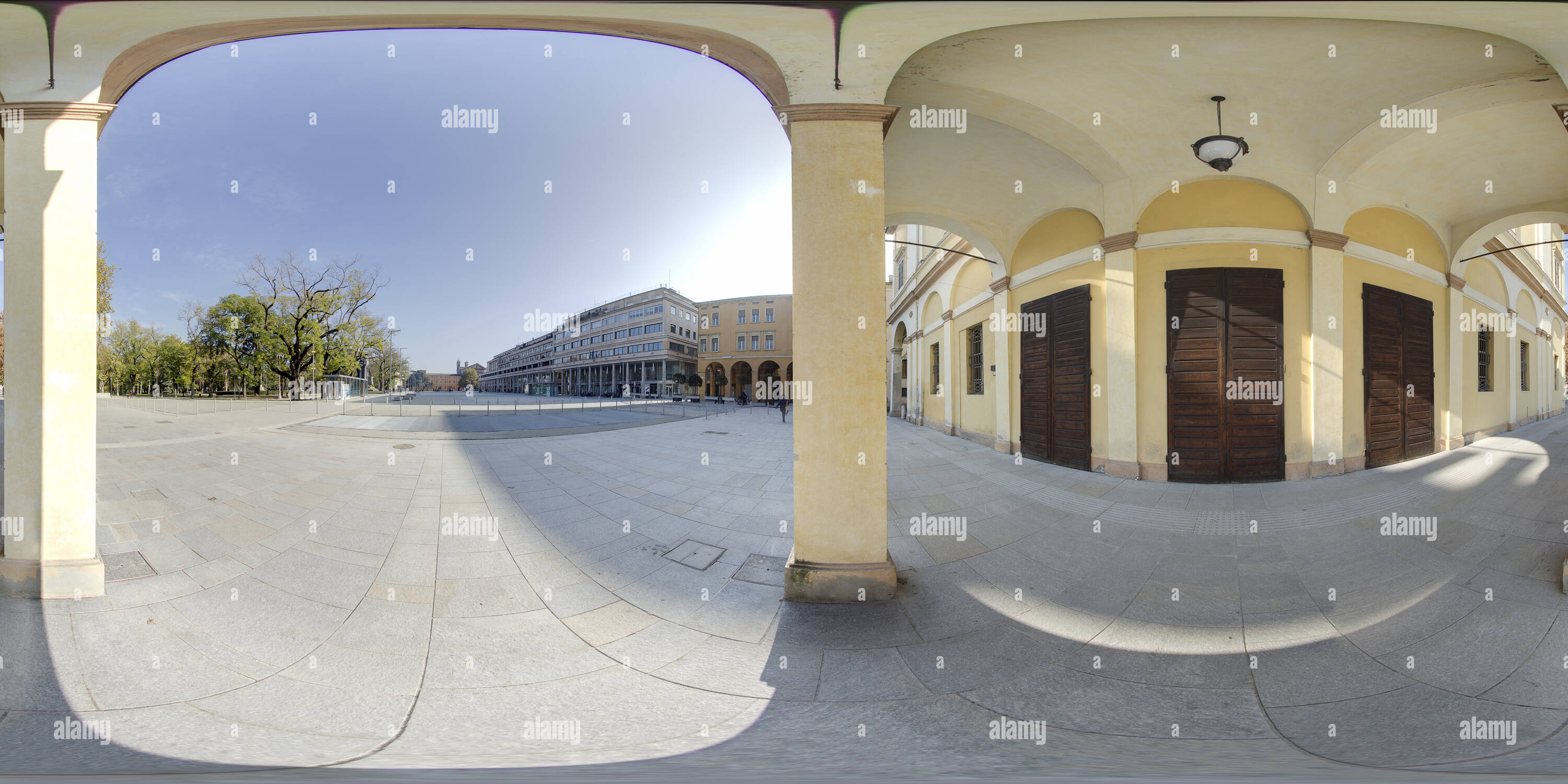 Visualizzazione panoramica a 360 gradi di Teatro Ariosto Reggio Emilia Italia
