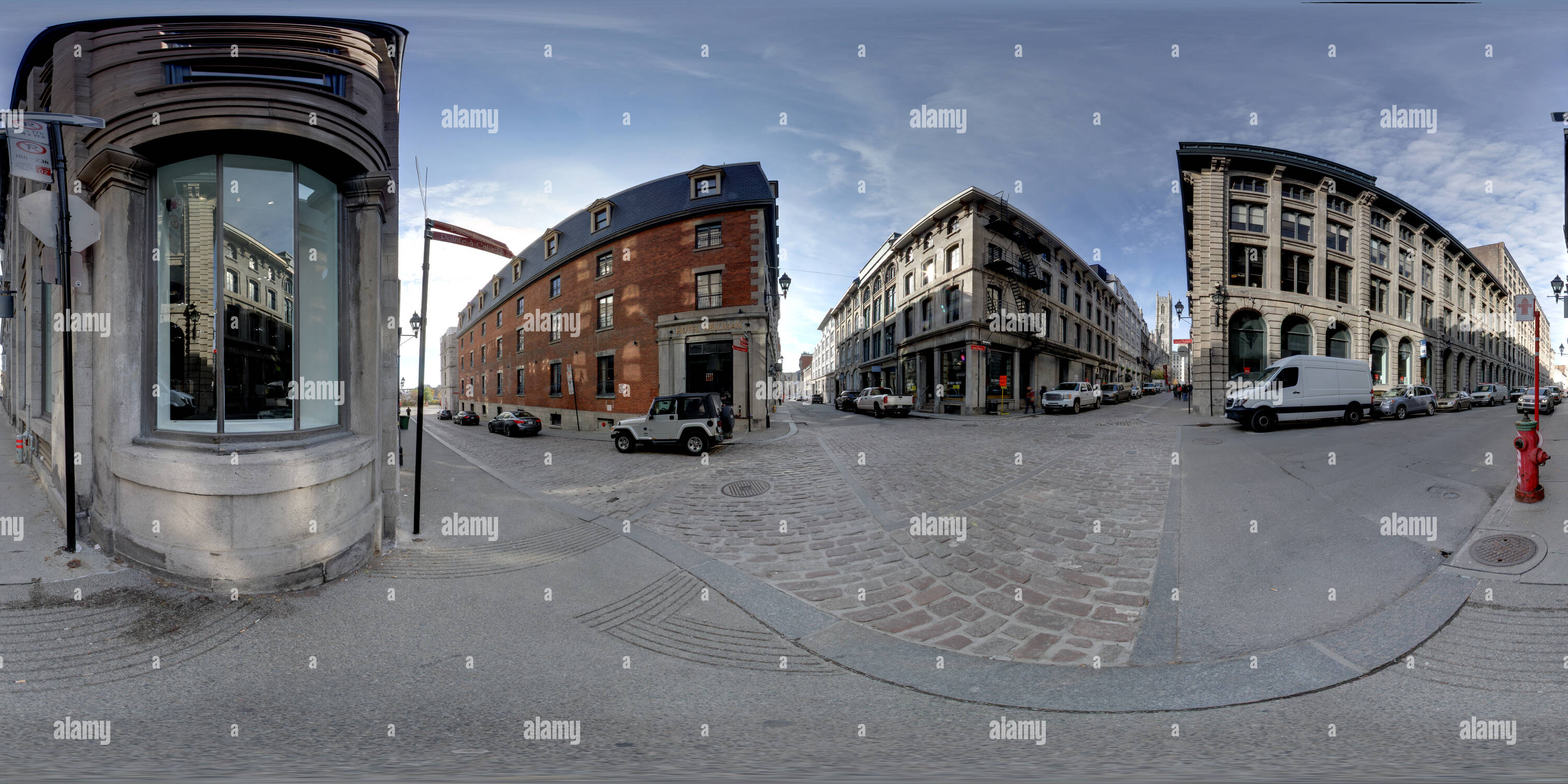 Visualizzazione panoramica a 360 gradi di St Paul Street West nella vecchia Montreal