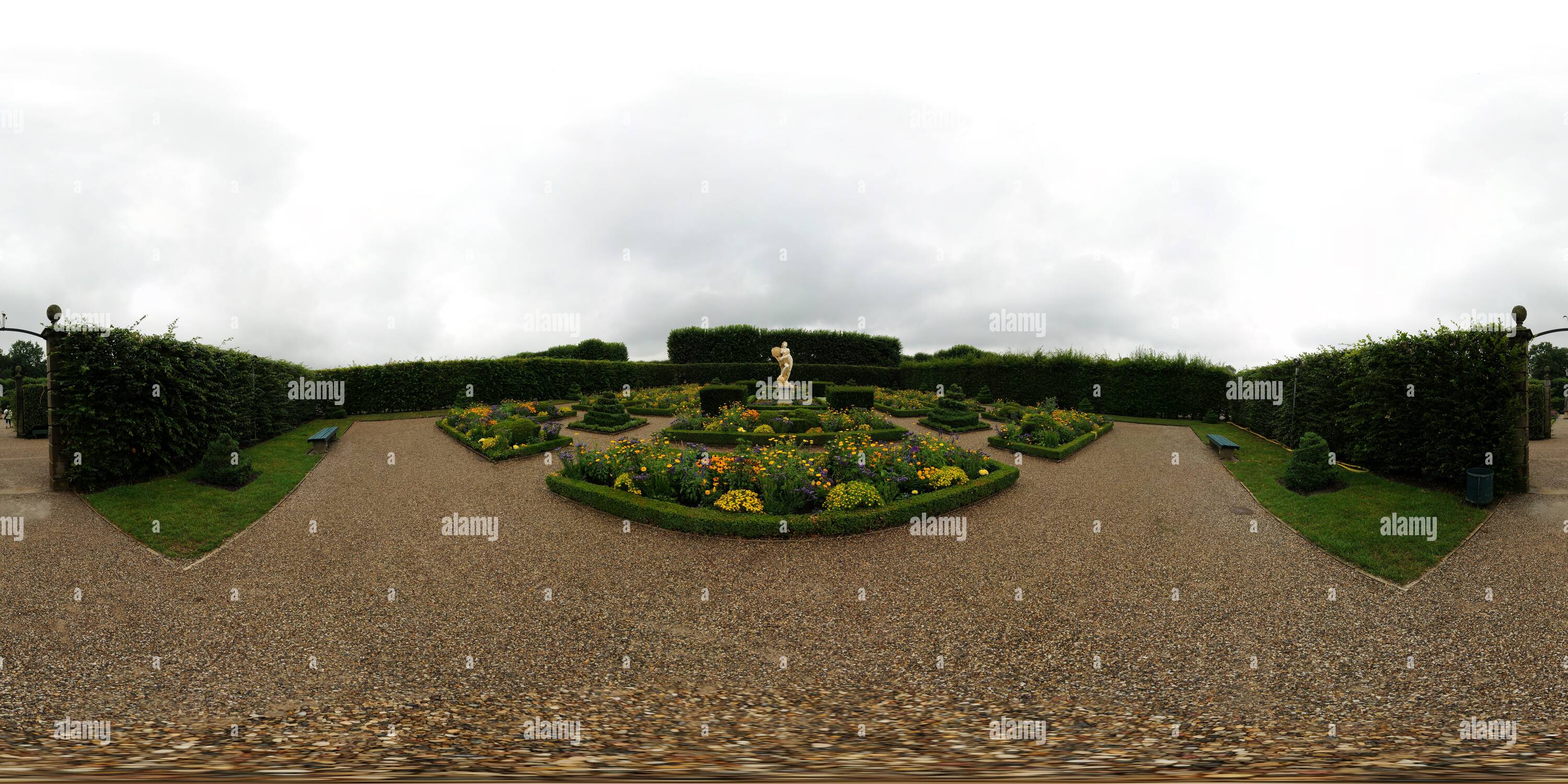 Visualizzazione panoramica a 360 gradi di Hannover Grosser Garten - Niederdeutscher blumengarten