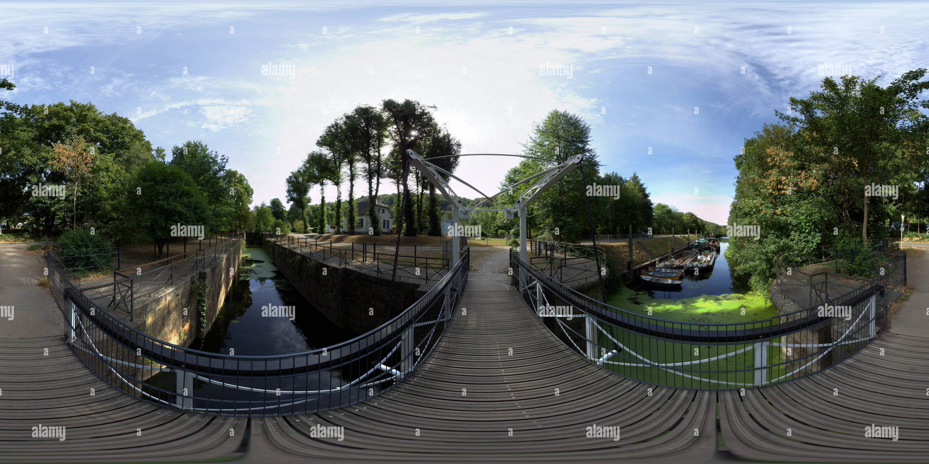 Visualizzazione panoramica a 360 gradi di Papiermühlenschleuse Essen-Werden