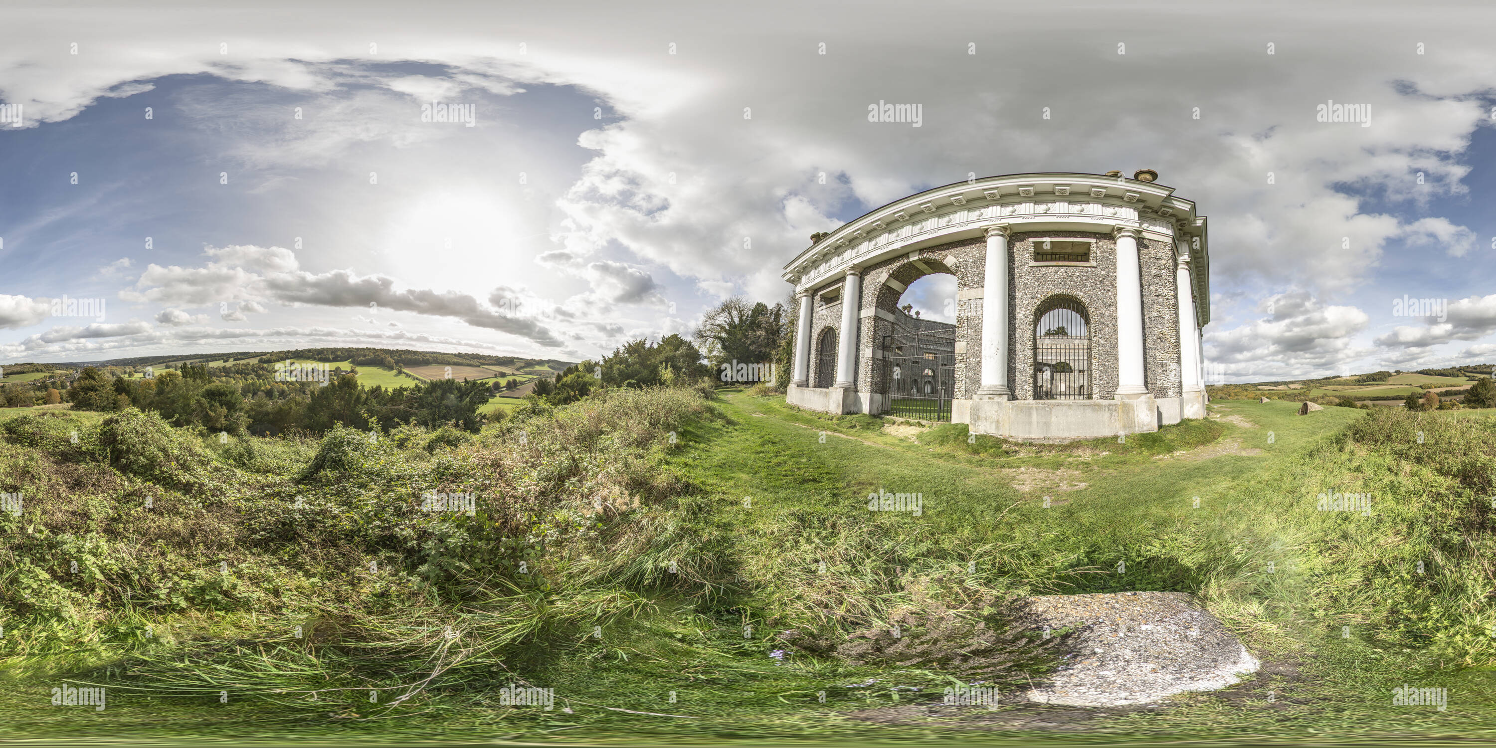 Visualizzazione panoramica a 360 gradi di Dashwood mausoleo