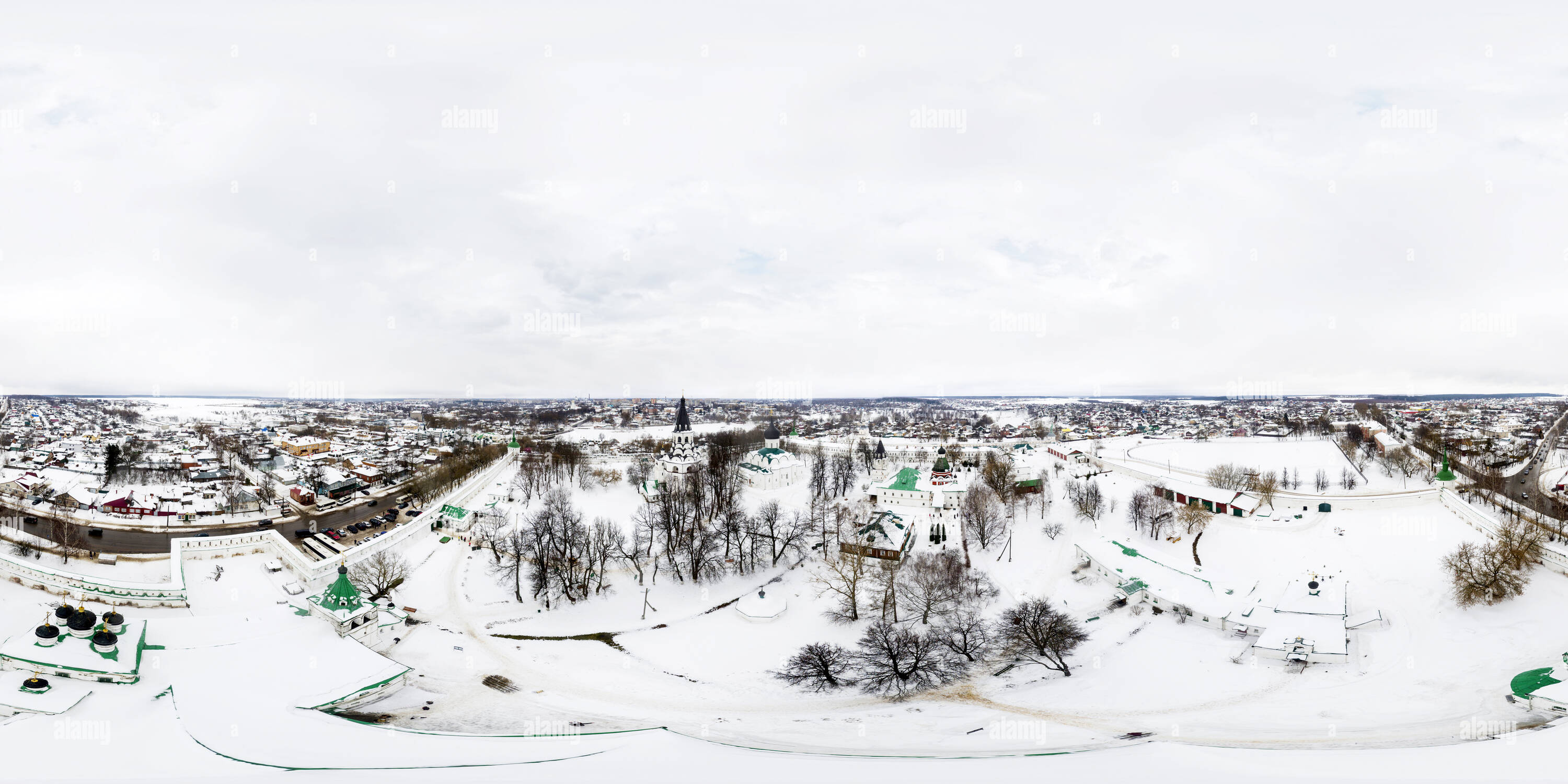 Visualizzazione panoramica a 360 gradi di Cremlino Alexandrov Inverno 4