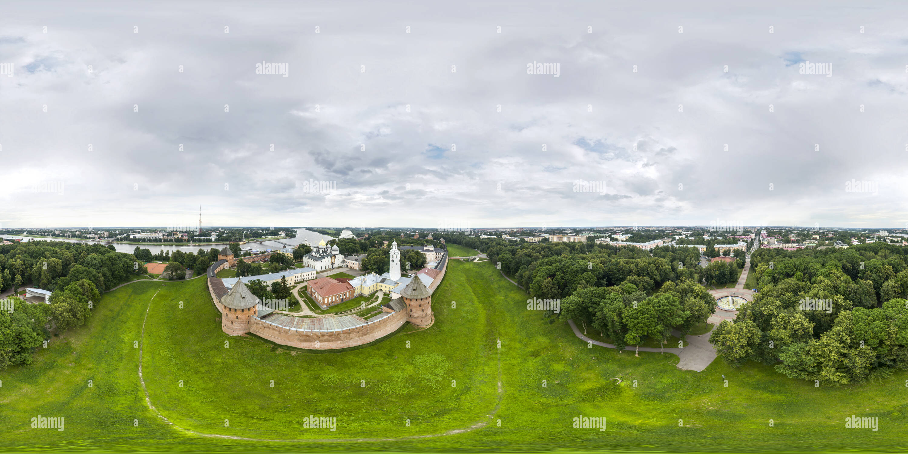 Visualizzazione panoramica a 360 gradi di Cremlino Novkorod