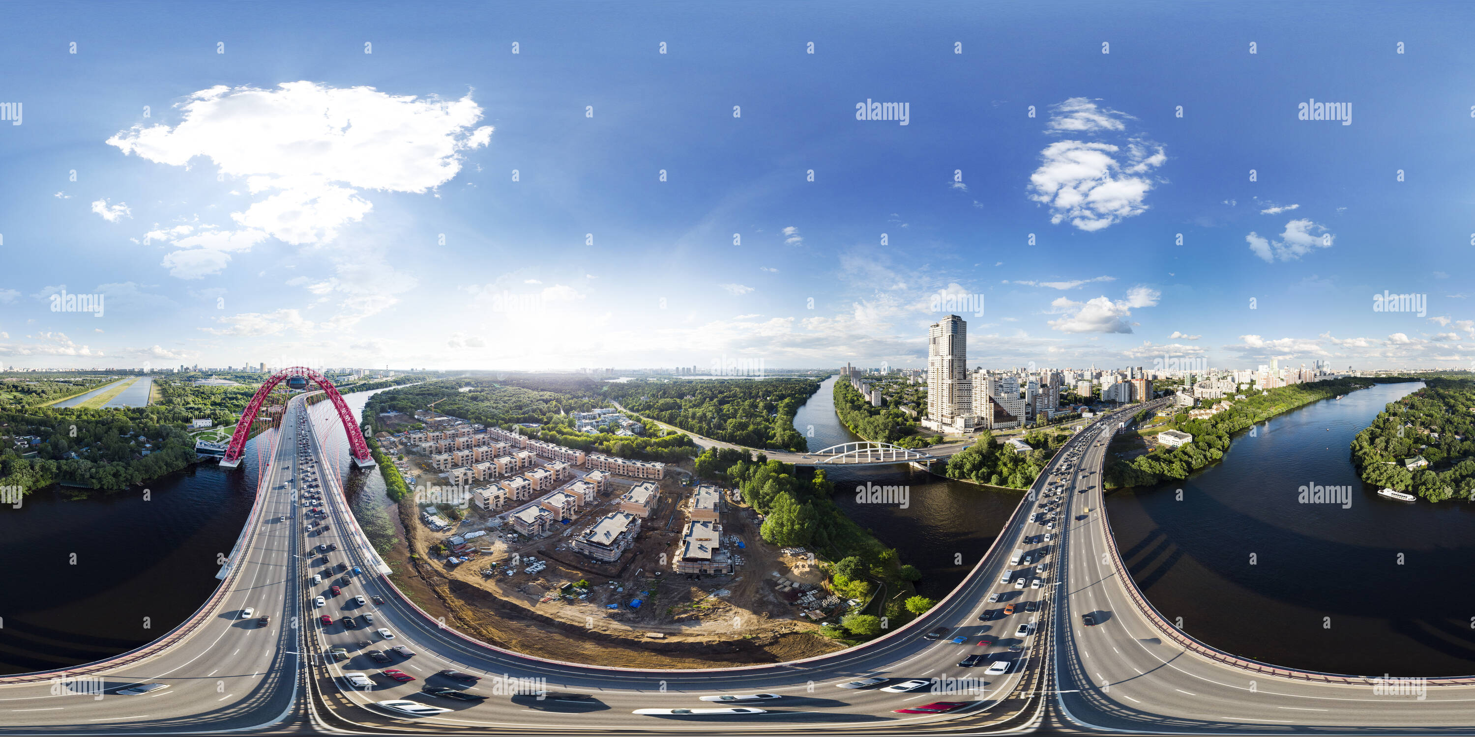 Visualizzazione panoramica a 360 gradi di Ponte Zhivopisniy