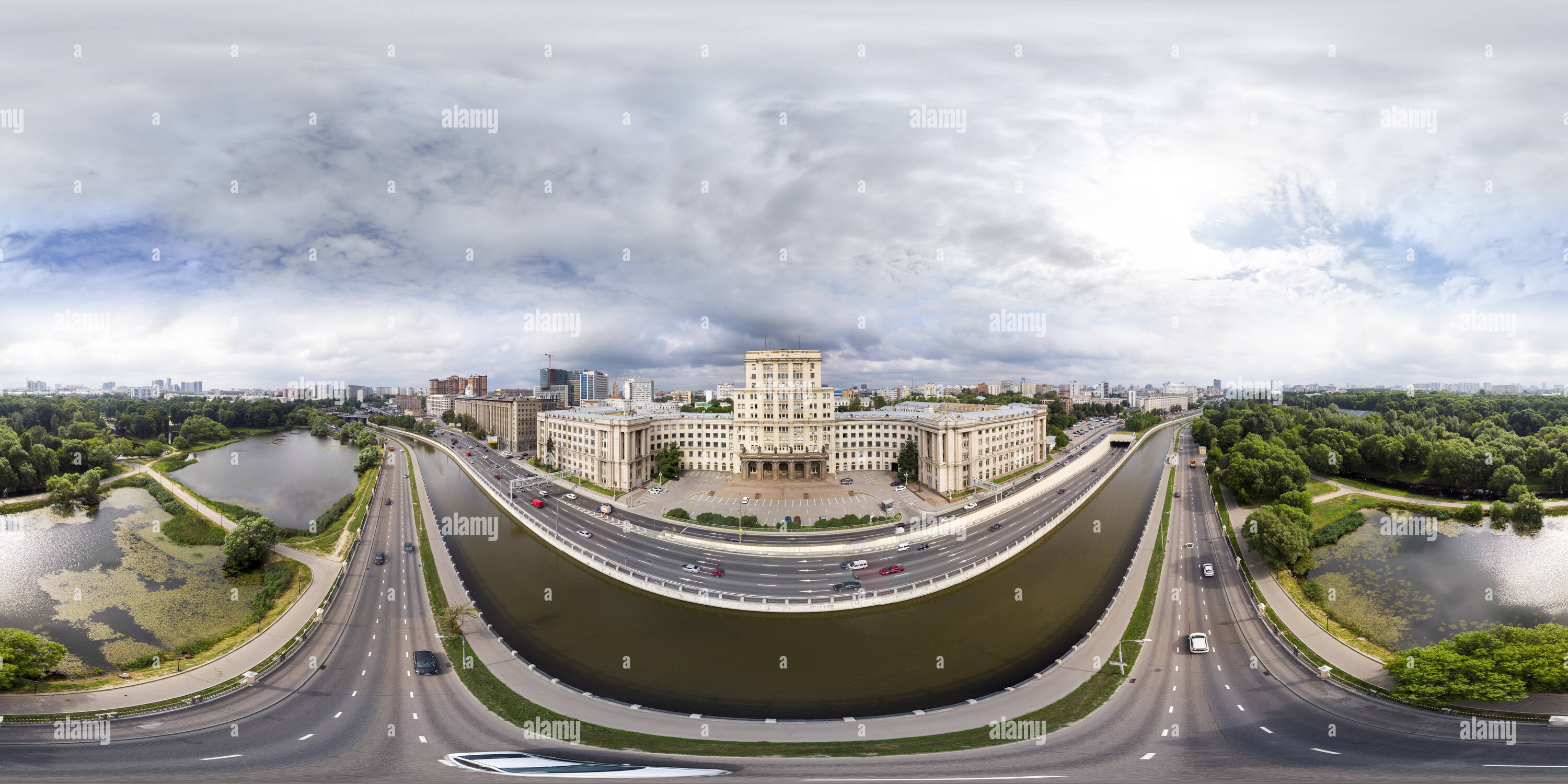 Visualizzazione panoramica a 360 gradi di BMSTU Baumana