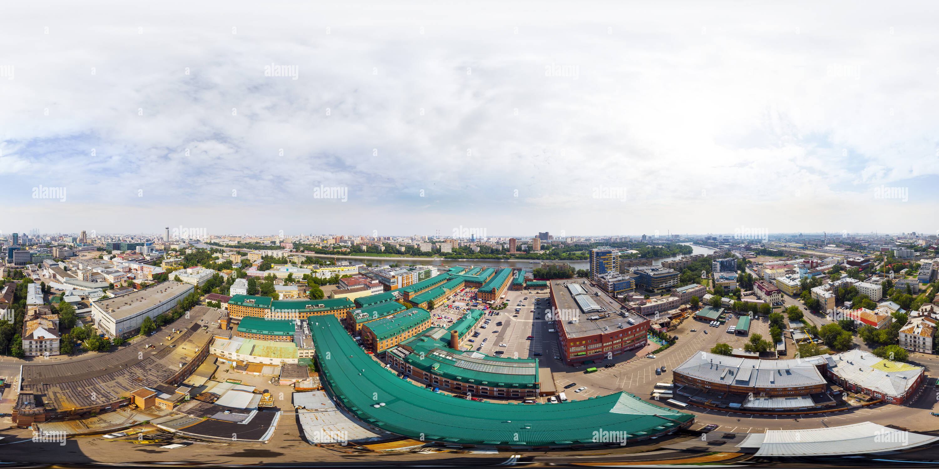 Visualizzazione panoramica a 360 gradi di Novospasskiy quartiere degli affari