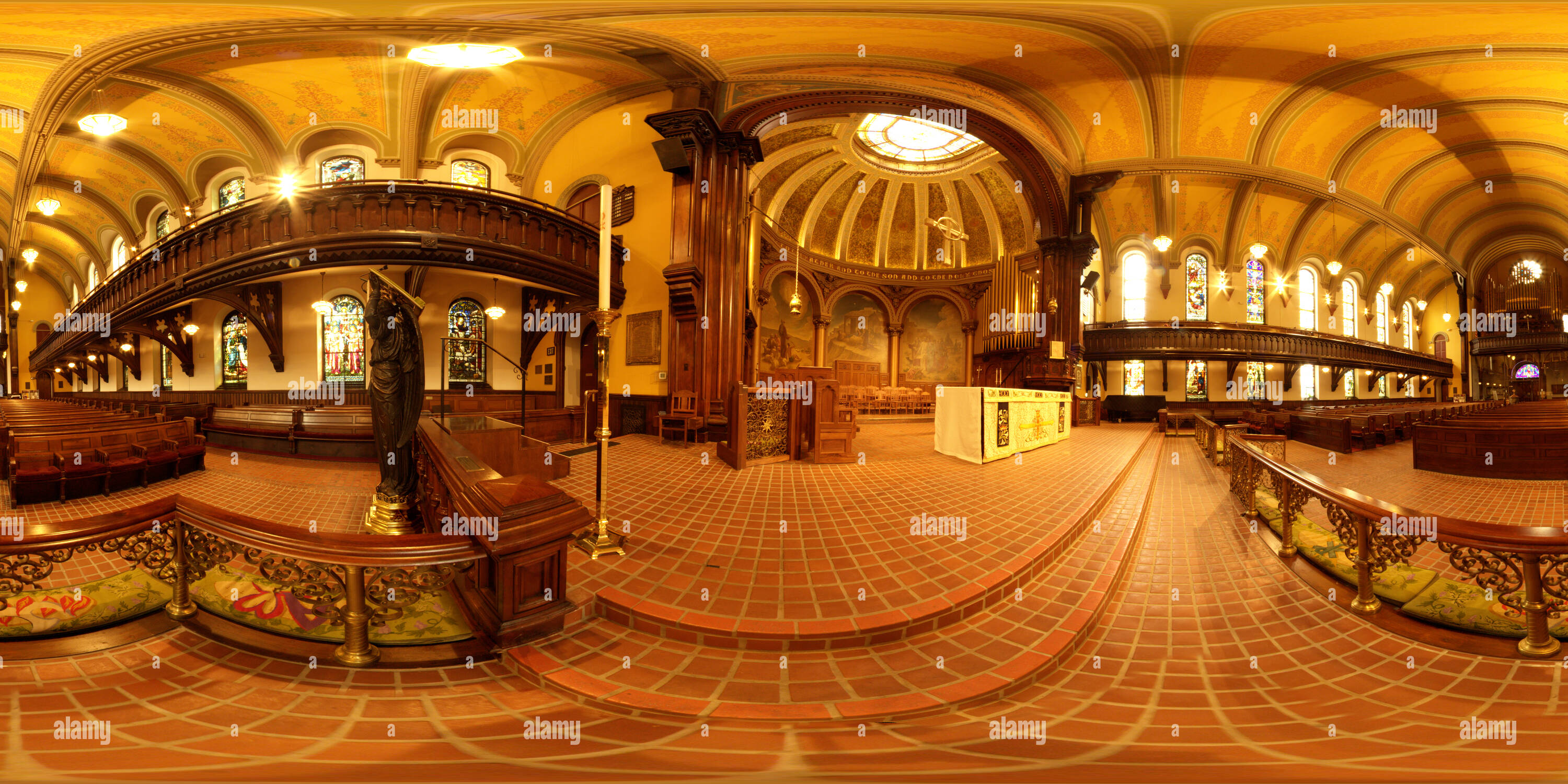 Visualizzazione panoramica a 360 gradi di La Chiesa della Santissima Trinità - view 3 - su Rittenhouse Square in Philadelphia PA