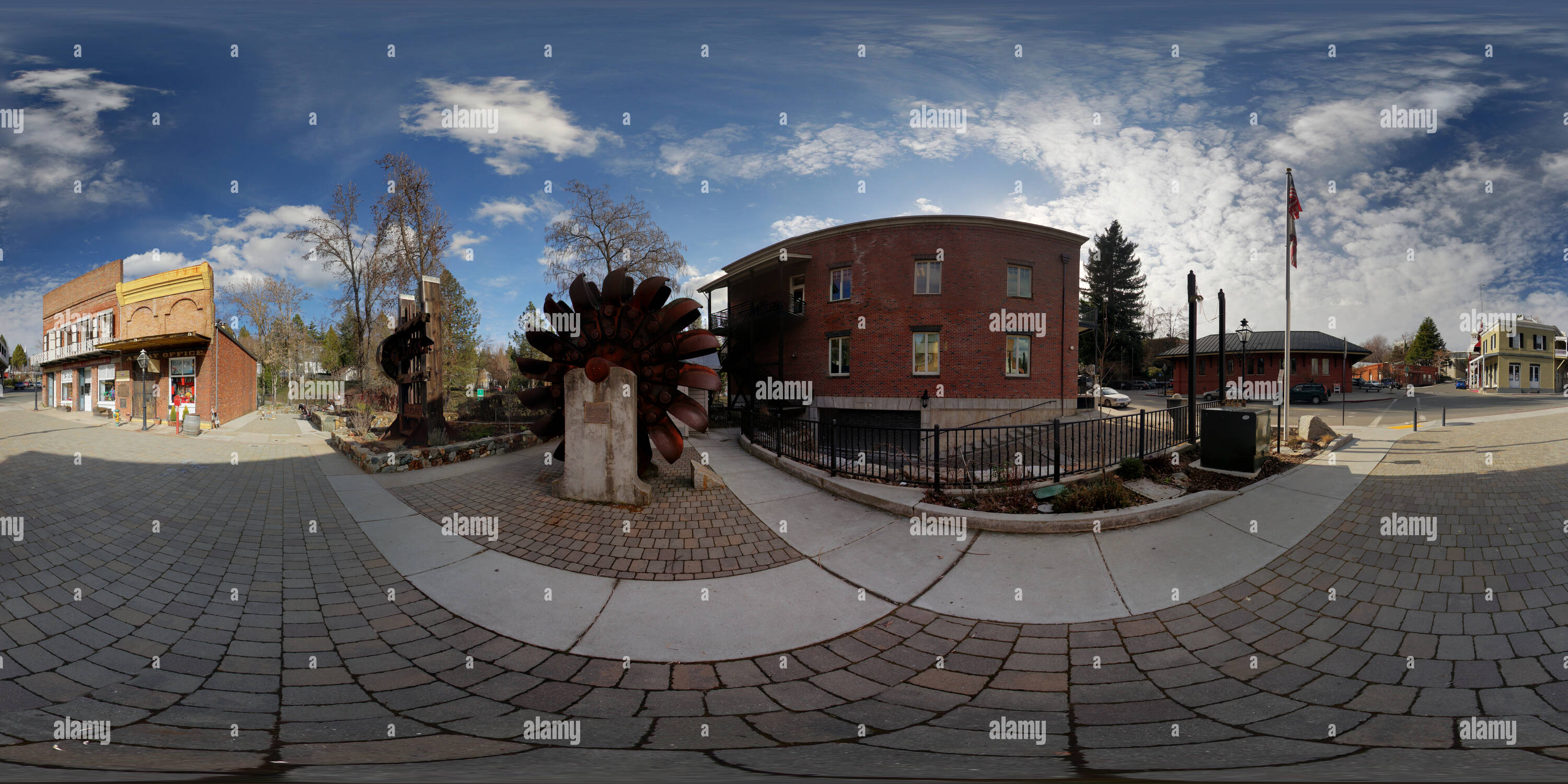 Visualizzazione panoramica a 360 gradi di Robinson Plaza in città Neveda