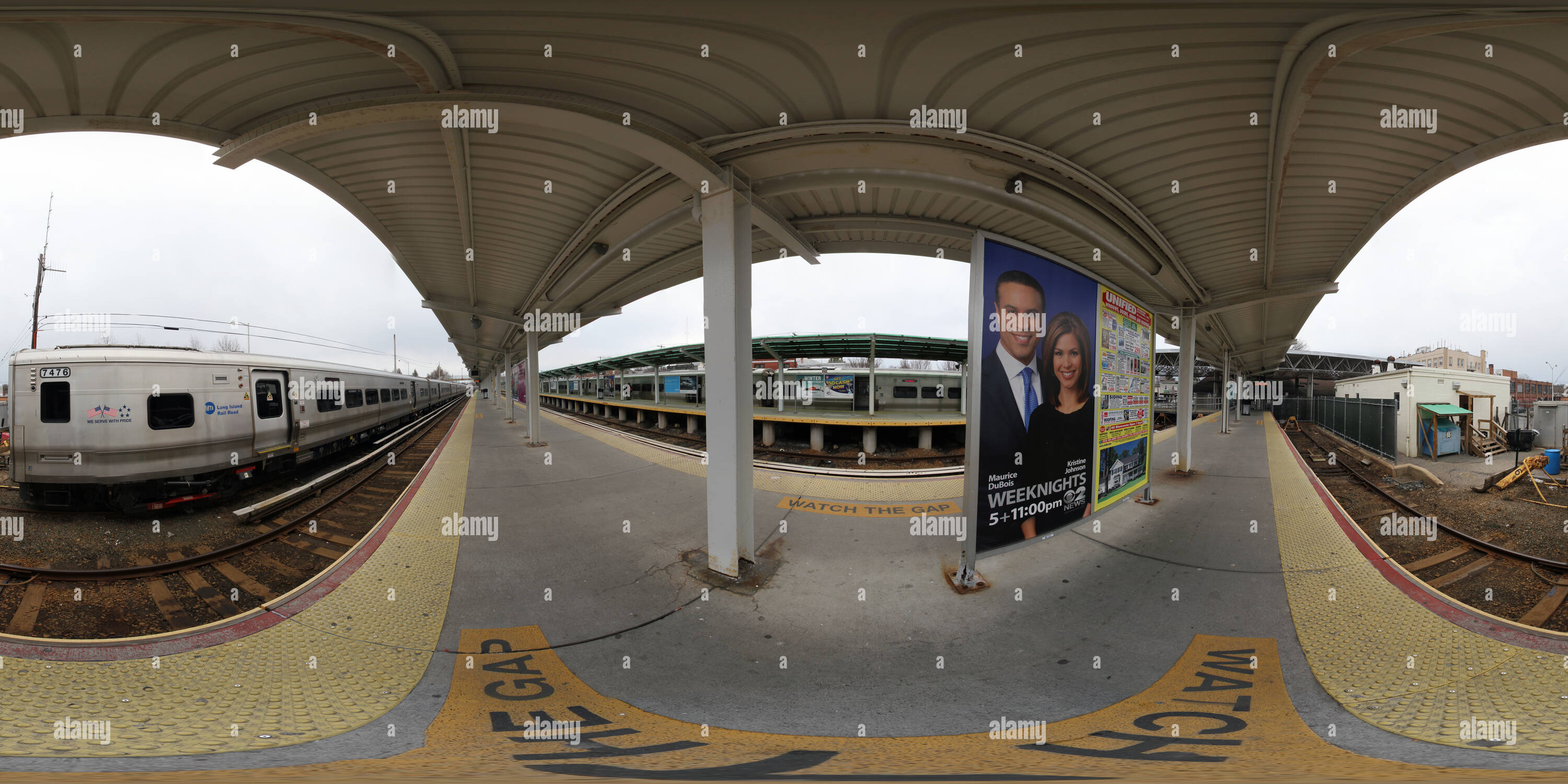 Visualizzazione panoramica a 360 gradi di Port Washington LIRR Station