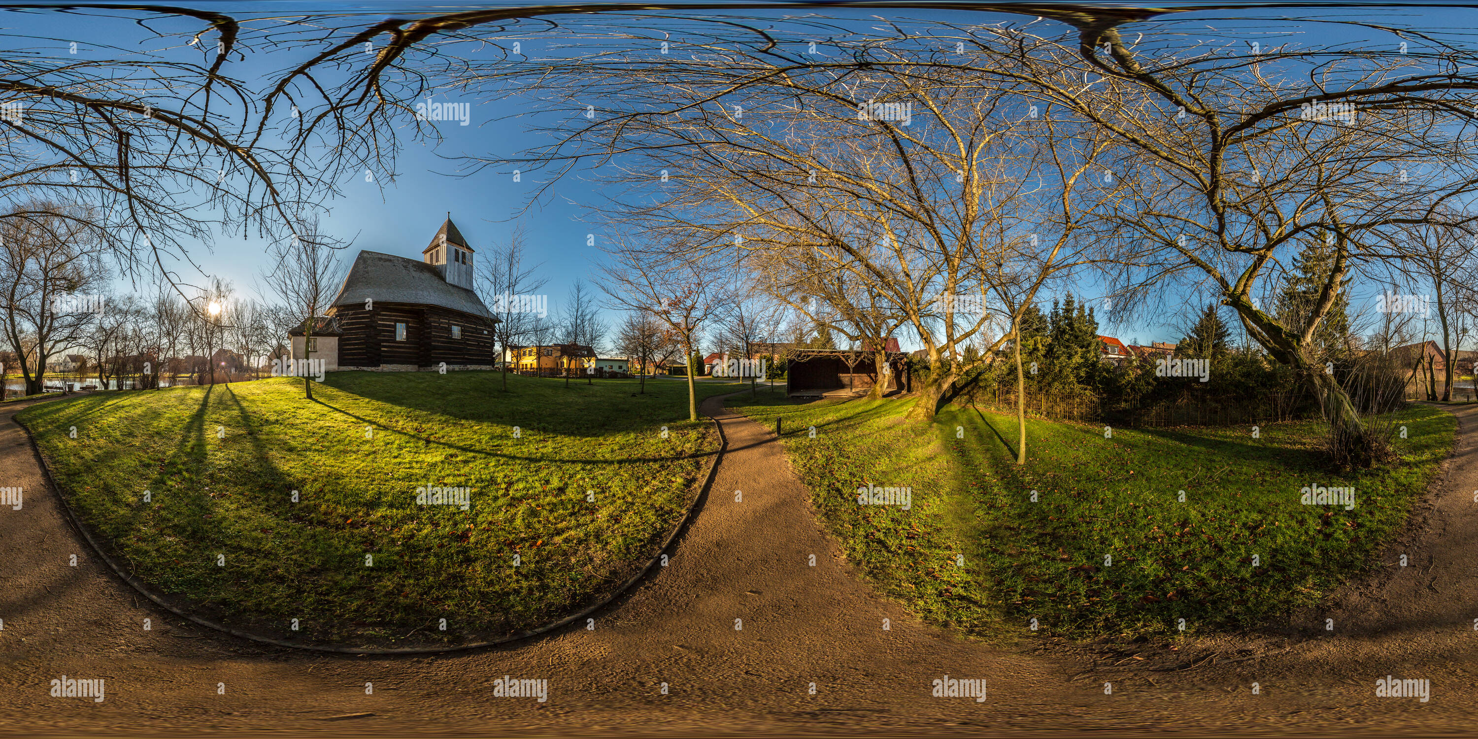 Visualizzazione panoramica a 360 gradi di Schrotholzkirche Wespen