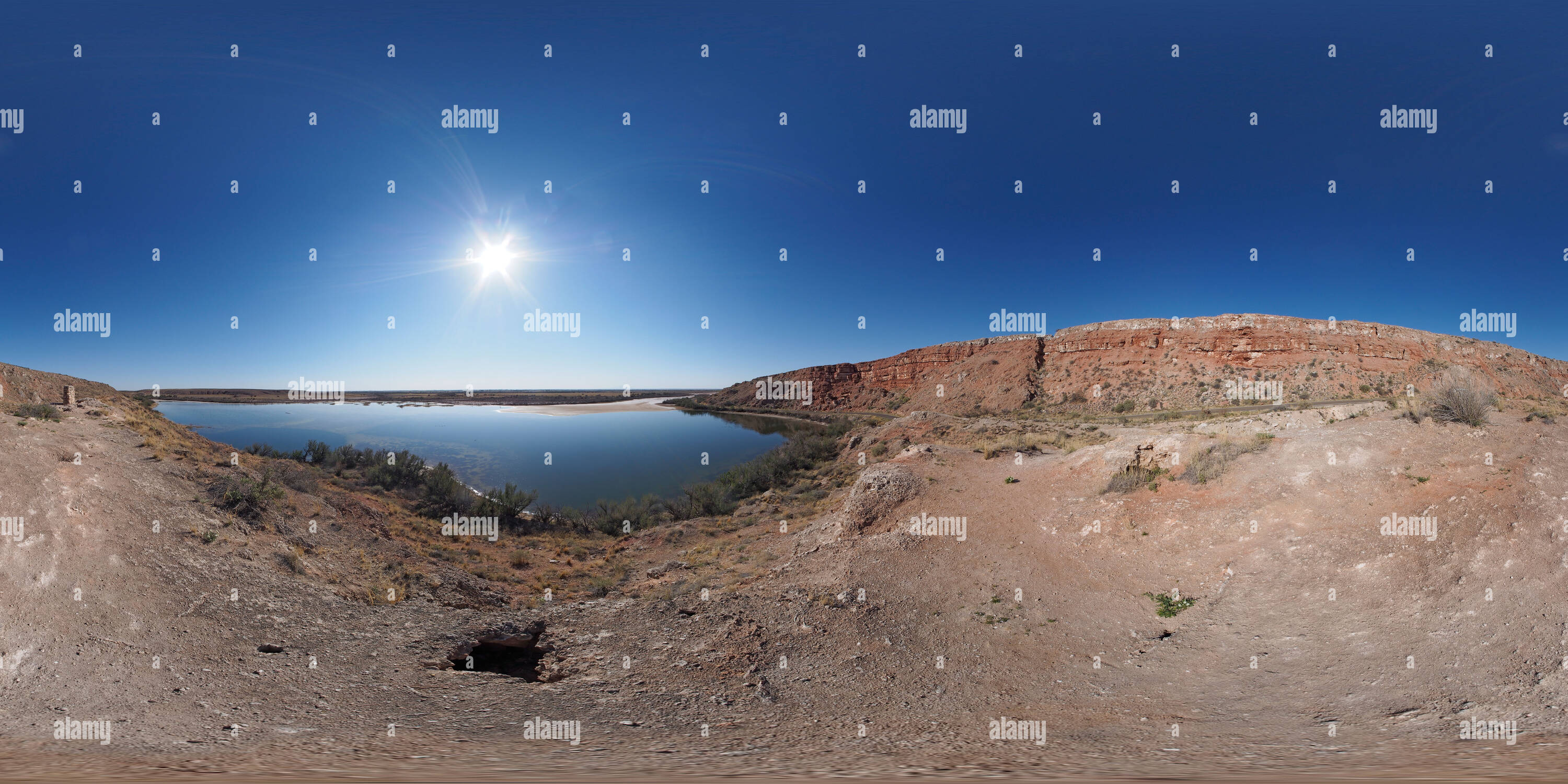 Visualizzazione panoramica a 360 gradi di Lazy Lagoon consiste di tre adiacenti sinkholes