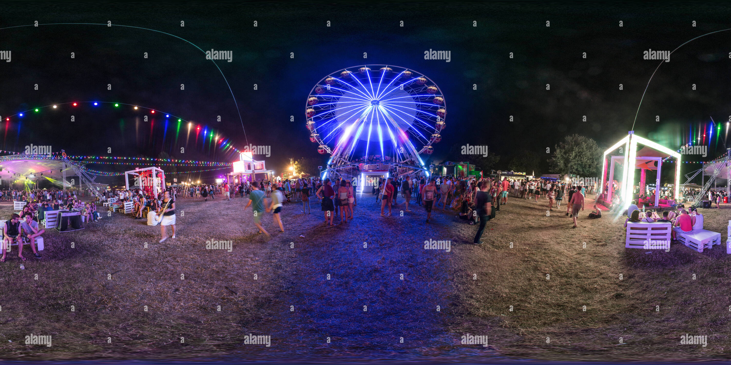 Visualizzazione panoramica a 360 gradi di Balaton Sound Nappal V Festival 2016 39