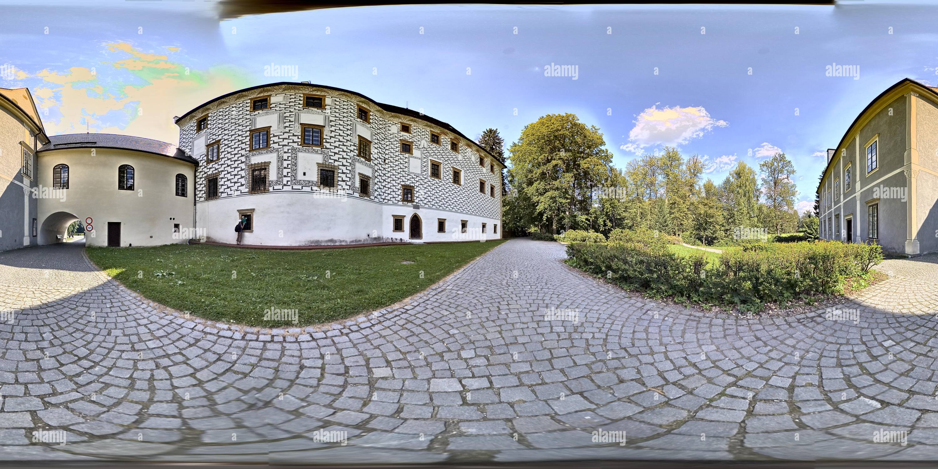 Visualizzazione panoramica a 360 gradi di Zamek Velke Losiny N