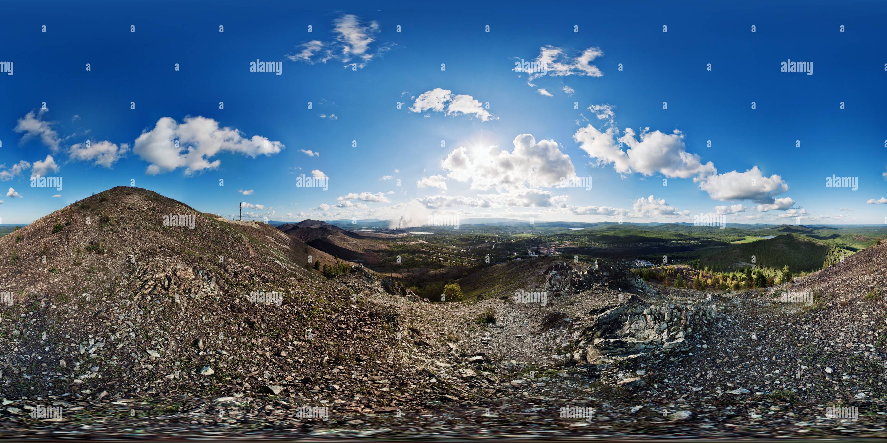 Visualizzazione panoramica a 360 gradi di Panorama 360fuori città