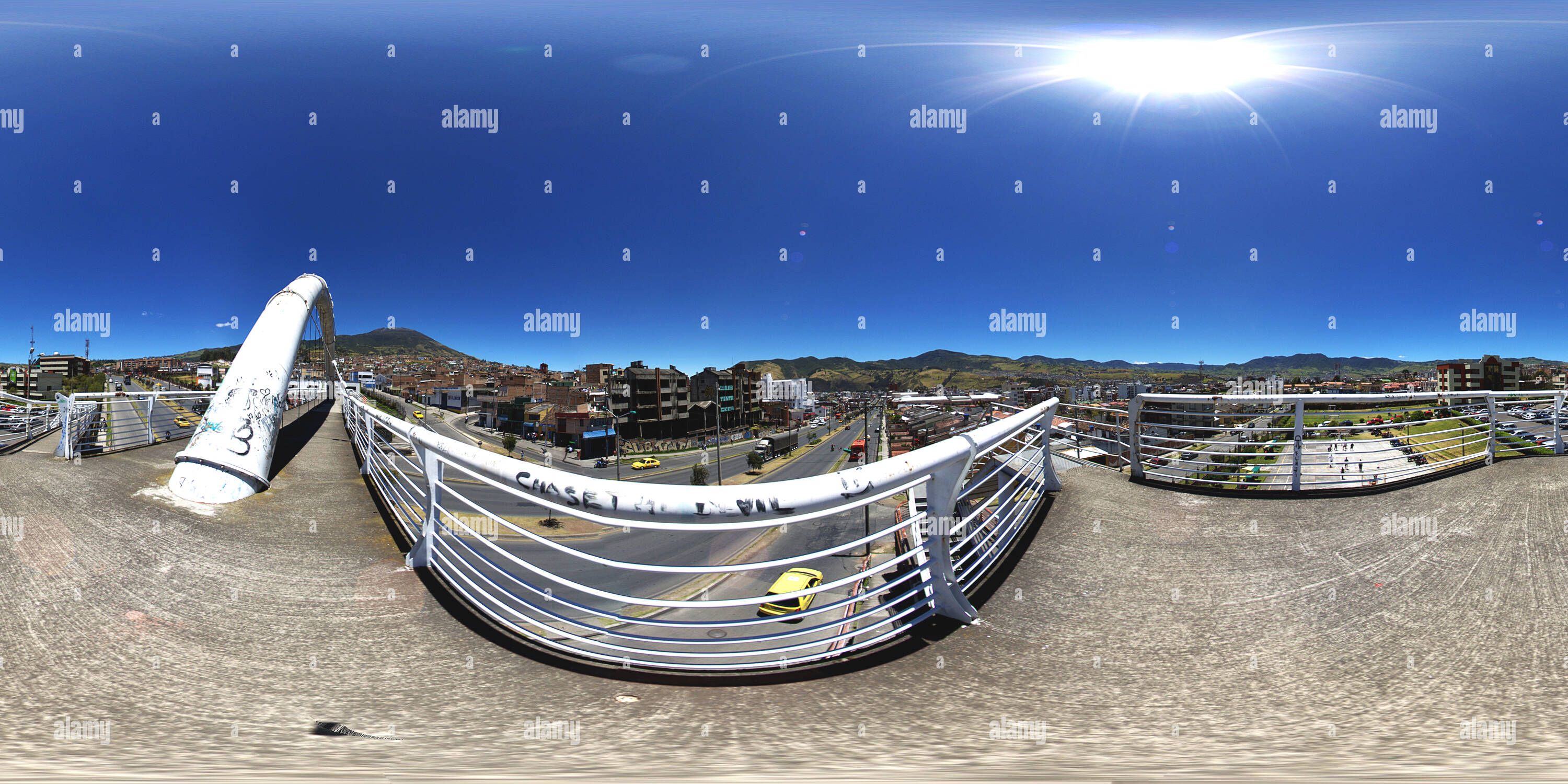 Visualizzazione panoramica a 360 gradi di Ponte pedonale di San Vicente