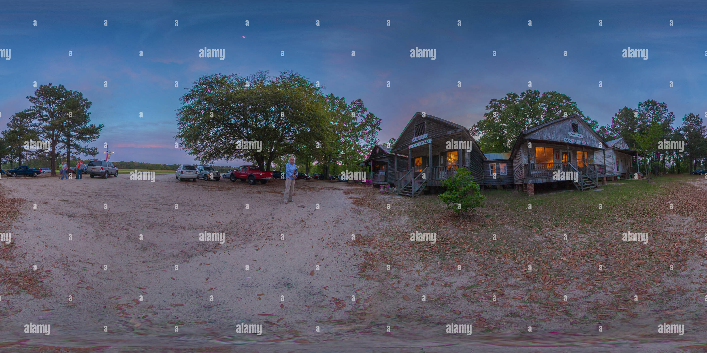Visualizzazione panoramica a 360 gradi di Lone Star Barbecue e Mercantile Santee sc
