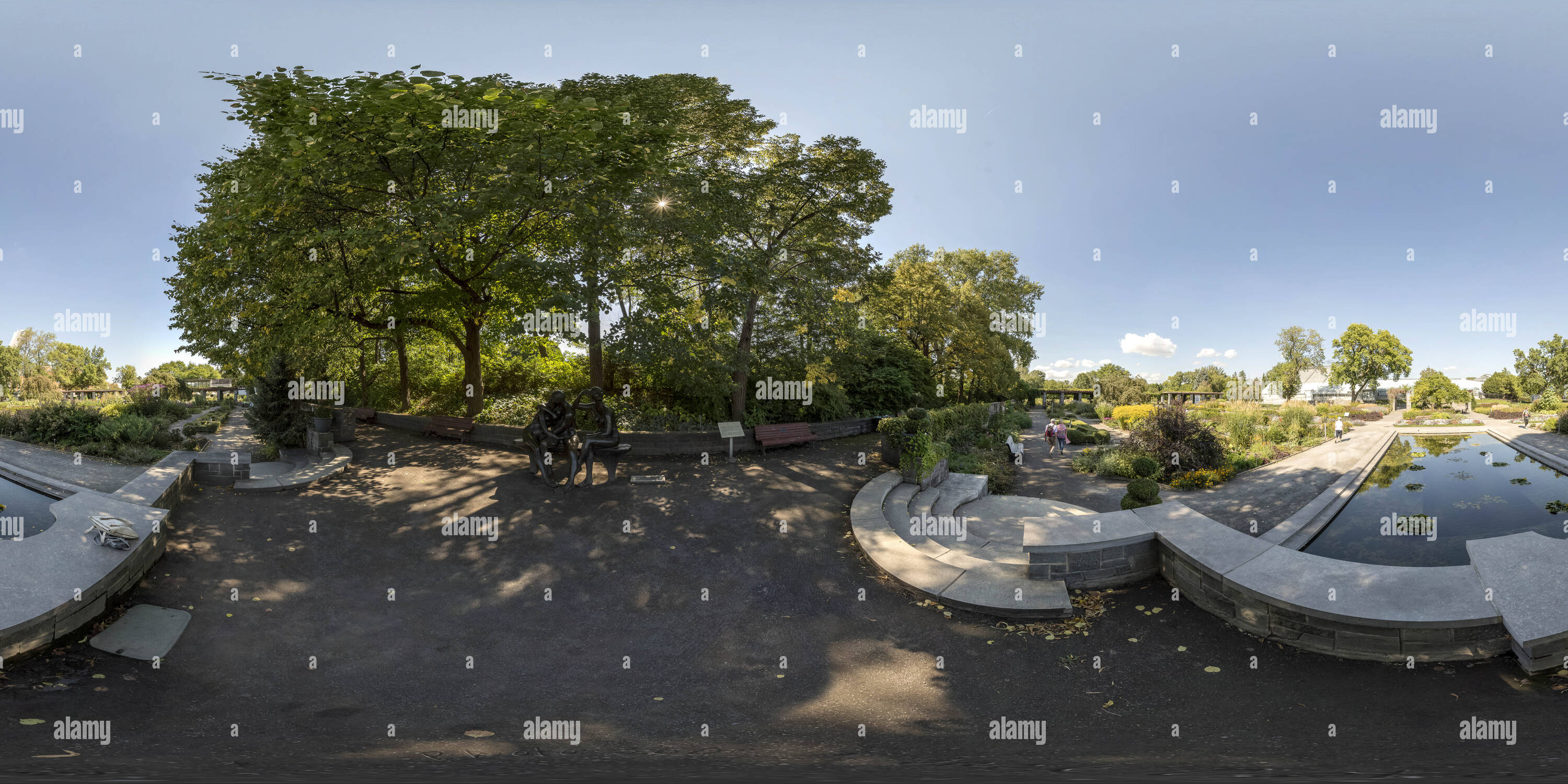 Visualizzazione panoramica a 360 gradi di Jardin Botanique de Montreal 4