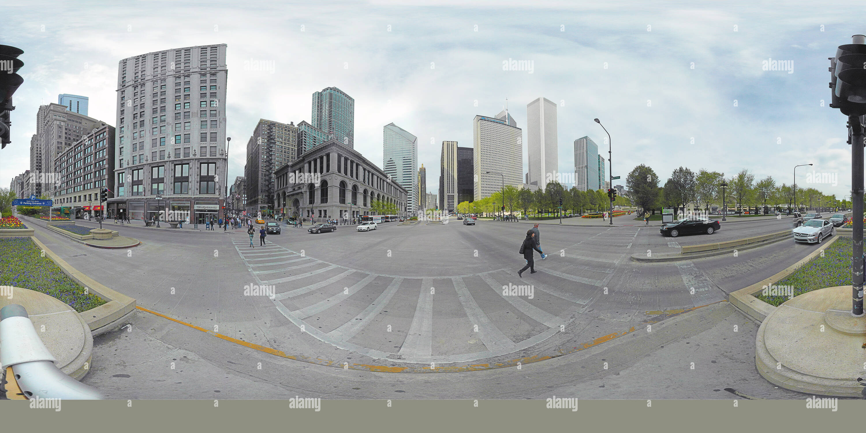 Visualizzazione panoramica a 360 gradi di Vista del Nord su Michigan Ave.
