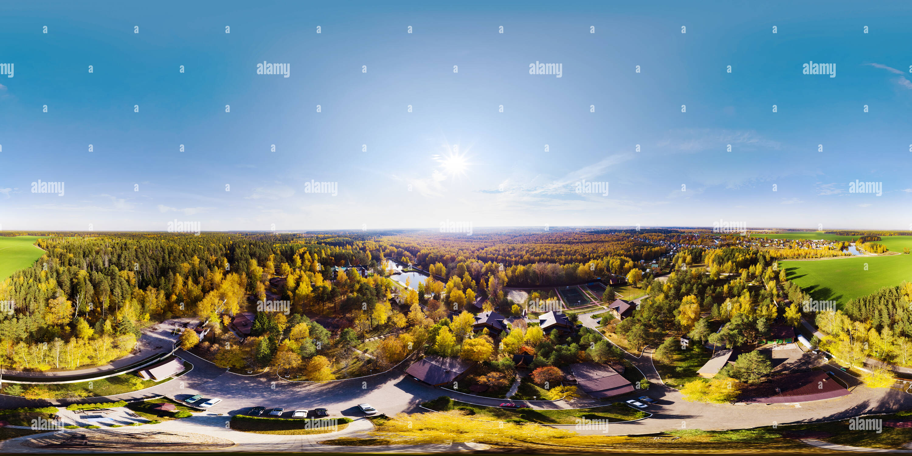 Visualizzazione panoramica a 360 gradi di Forest Lakes Resort