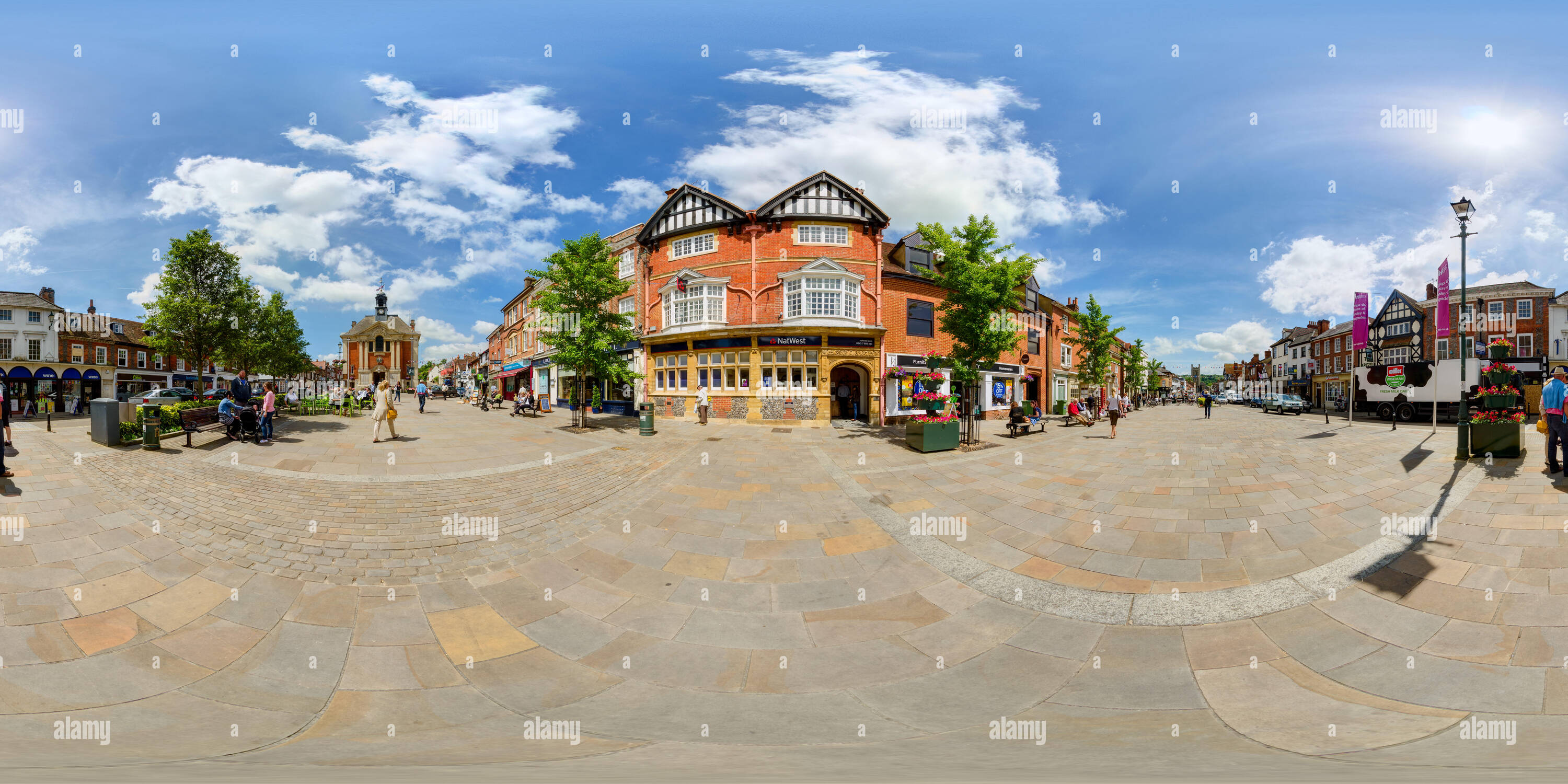Visualizzazione panoramica a 360 gradi di Henley on Thames città mercato, Oxfordshire, Regno Unito