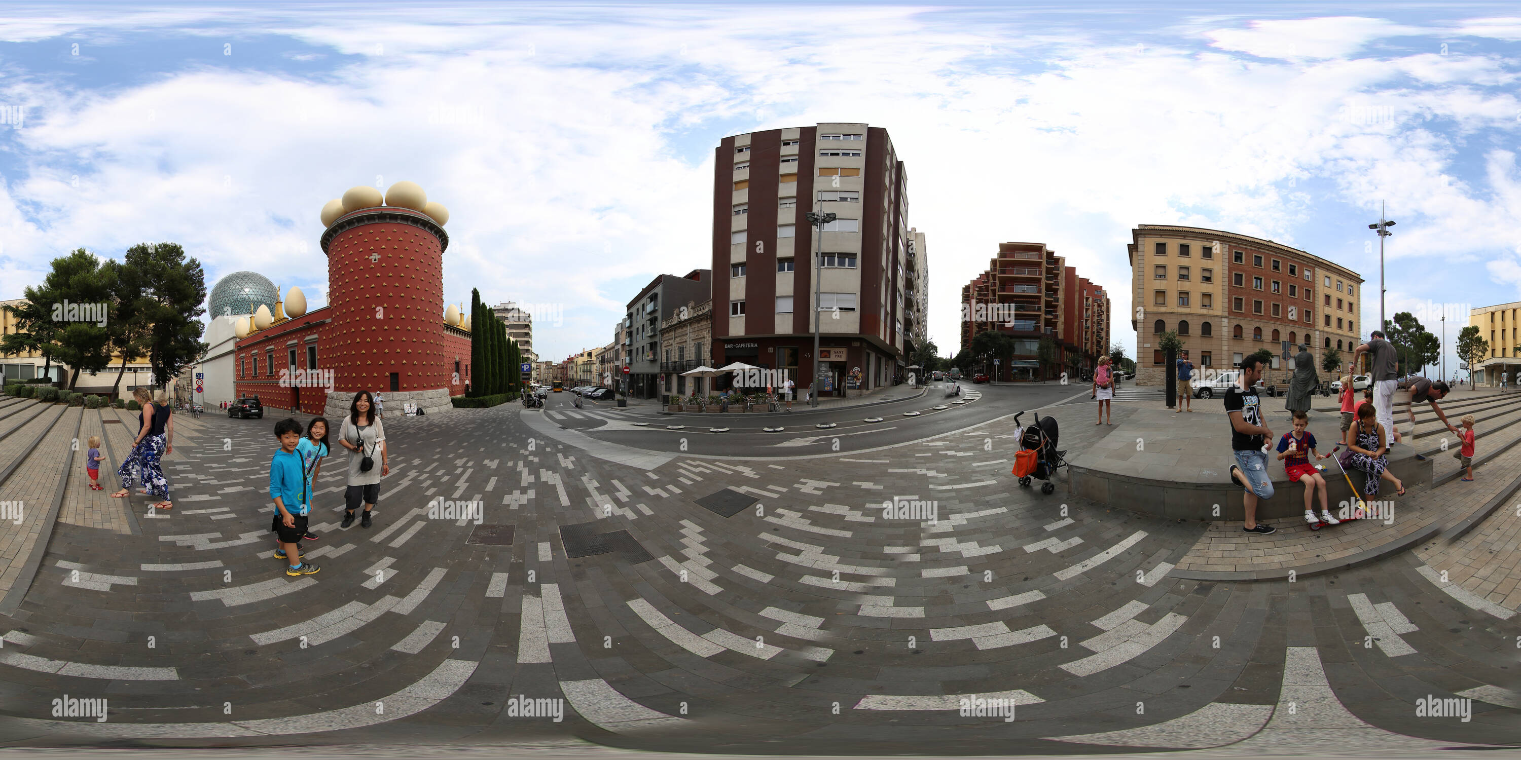 Visualizzazione panoramica a 360 gradi di Museo Dali nelle figure Spagna