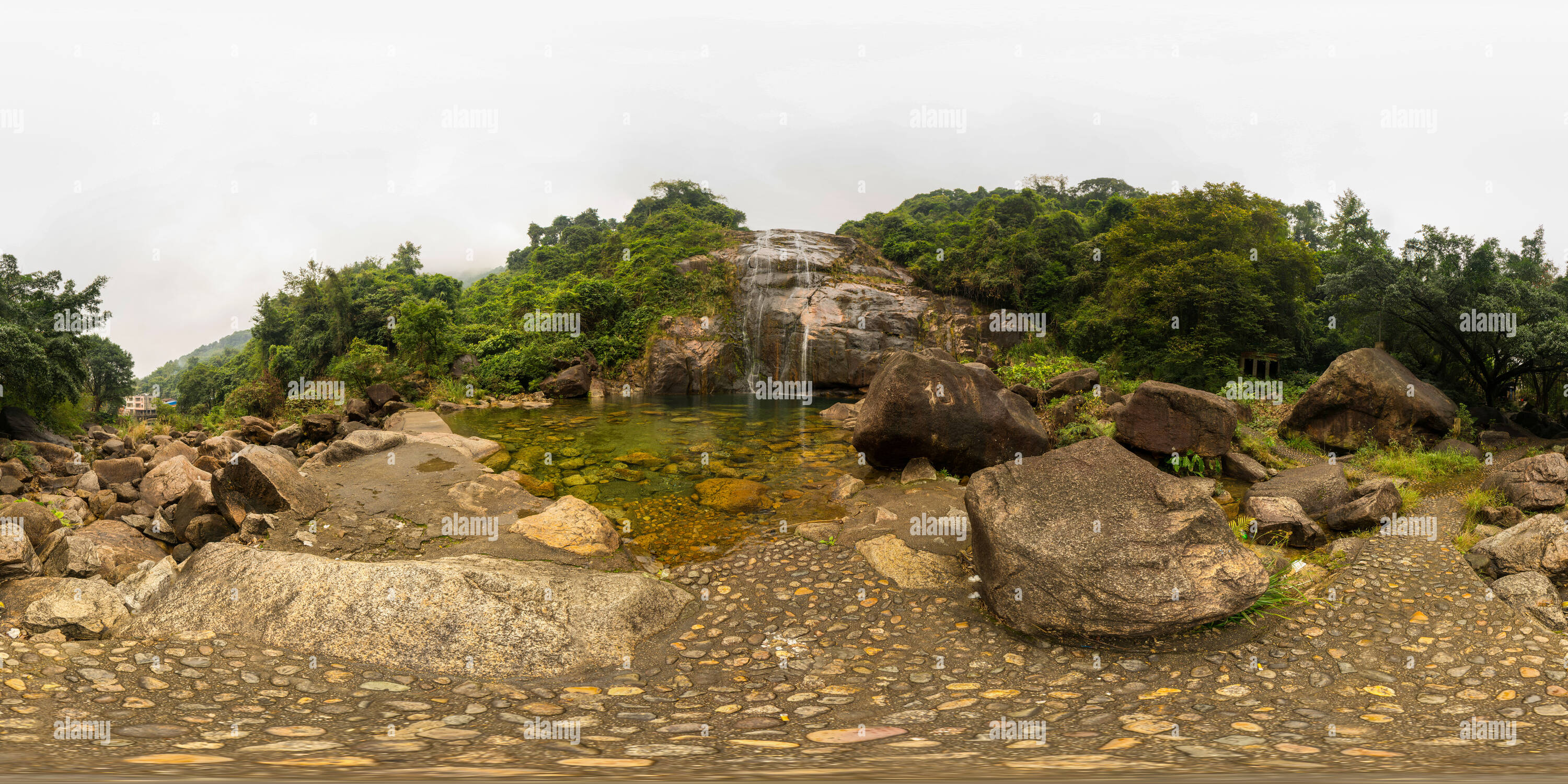 Visualizzazione panoramica a 360 gradi di Molla Vauclusian