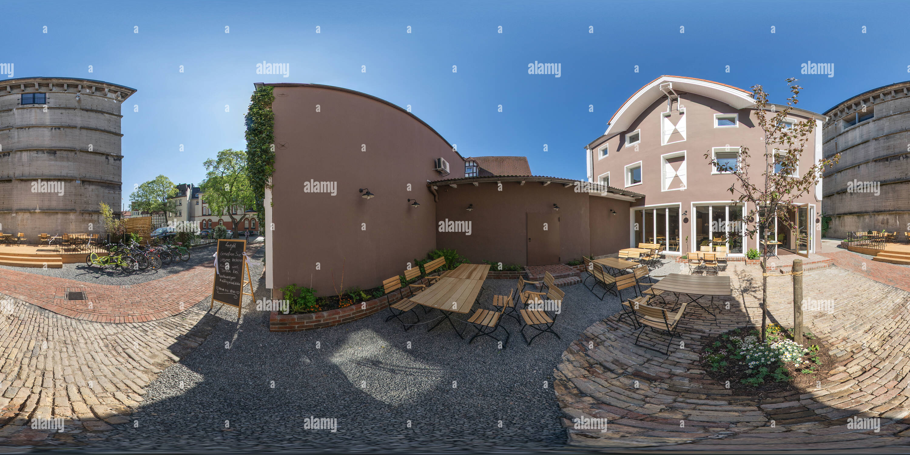 Visualizzazione panoramica a 360 gradi di Il Café "Hier und jetzt", Soest