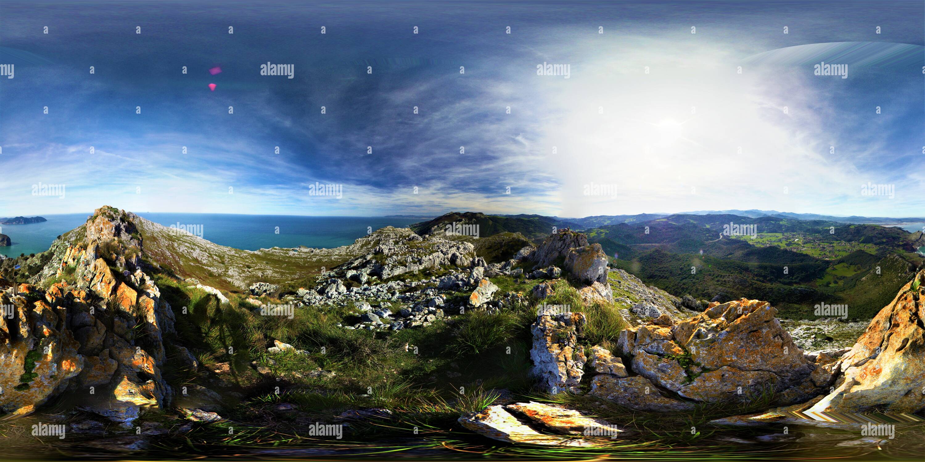 Visualizzazione panoramica a 360 gradi di Monte Candina (489 m)