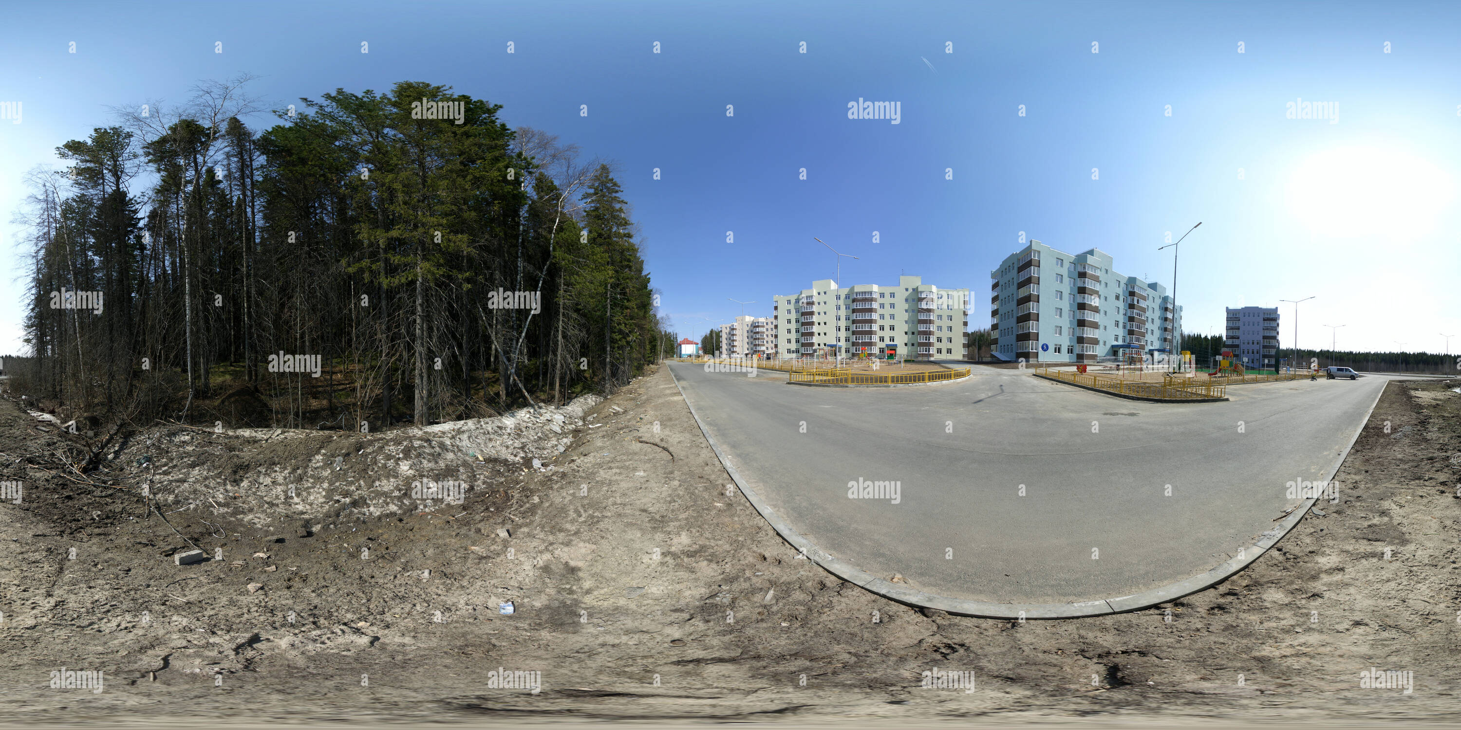 Visualizzazione panoramica a 360 gradi di Дома на Учхозе 2019
