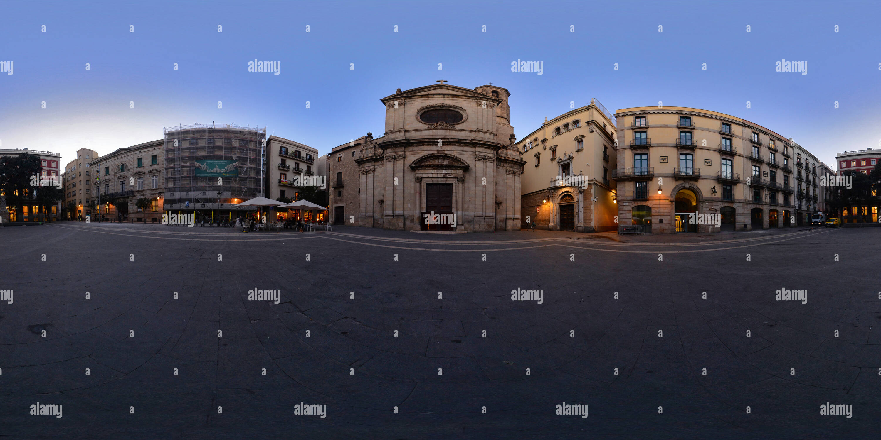 Visualizzazione panoramica a 360 gradi di Basilica de la Merced - Barcellona
