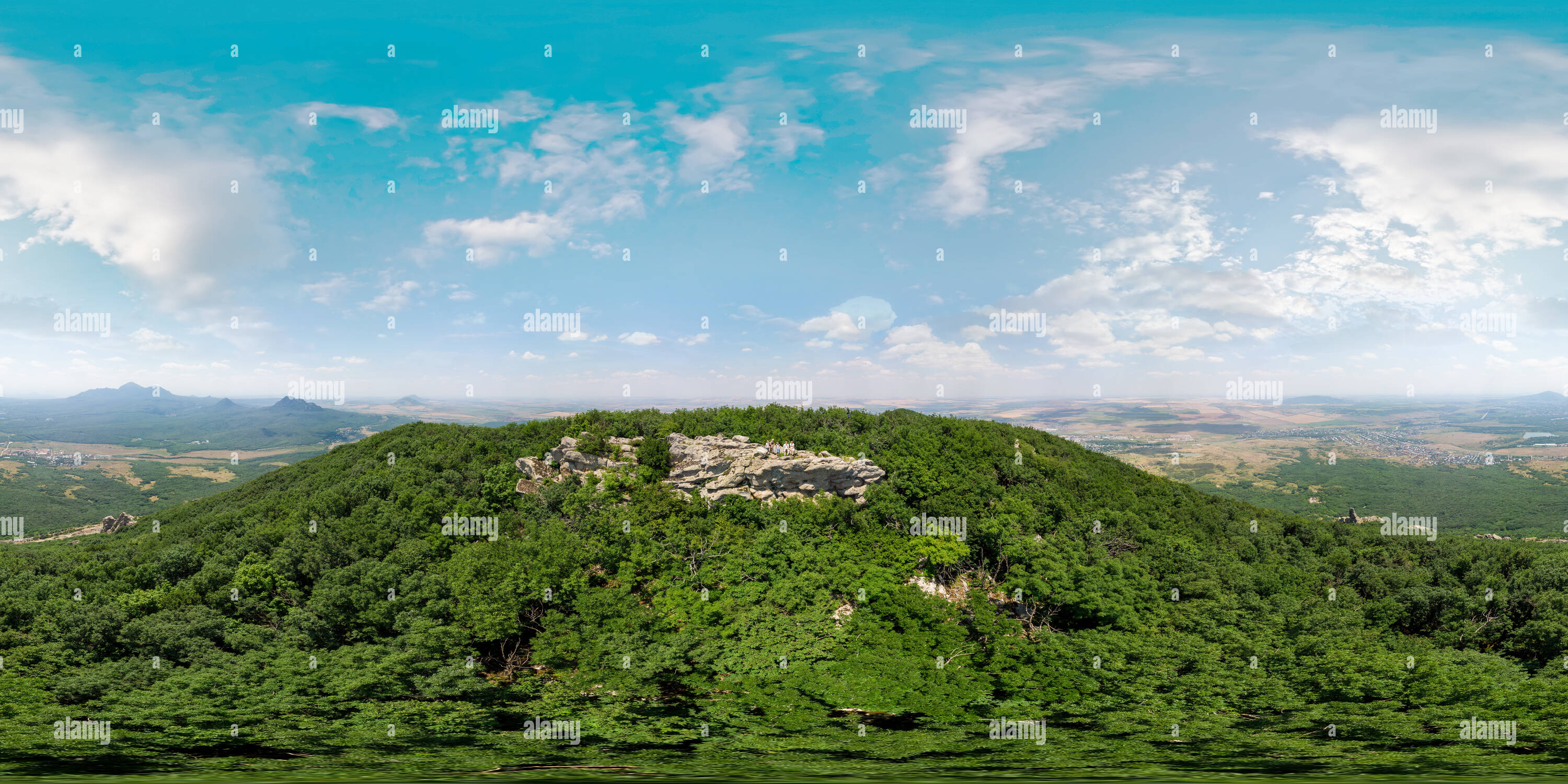Visualizzazione panoramica a 360 gradi di Zmeika (Snake) montagna #1 la parte superiore
