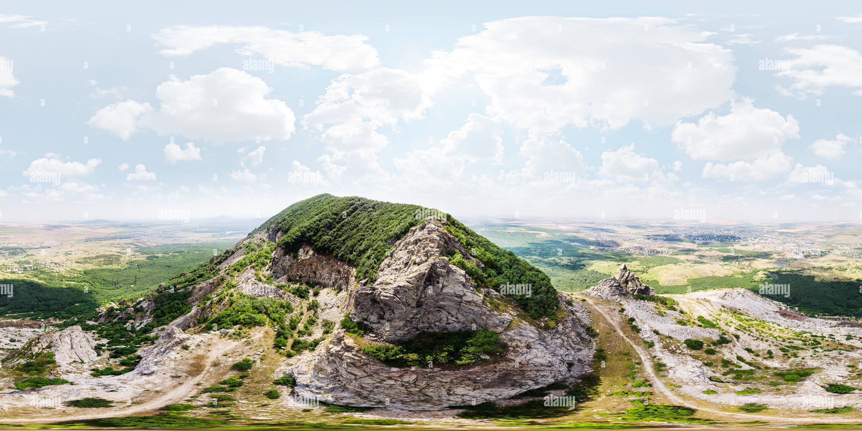 Visualizzazione panoramica a 360 gradi di Zmeika (Snake) Montagna - Il Rock n. 6